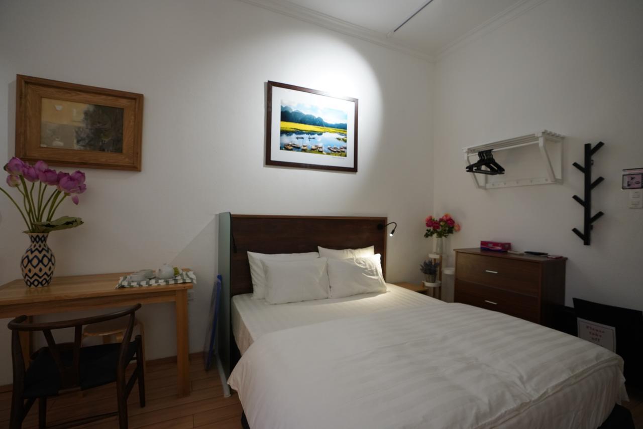 Elegant Studio Yet Kieu Apartment Hanoi