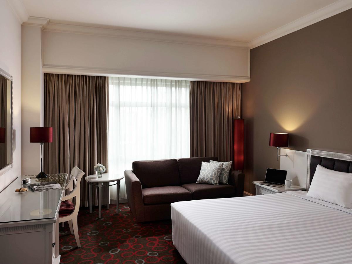 Pullman 5*