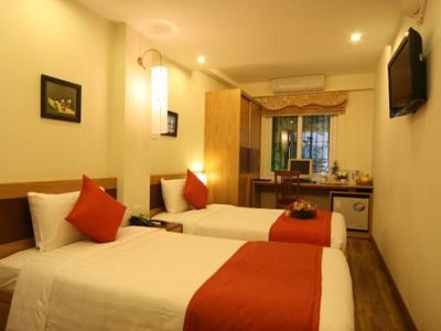 Eliana Ruby & Travel Hotel