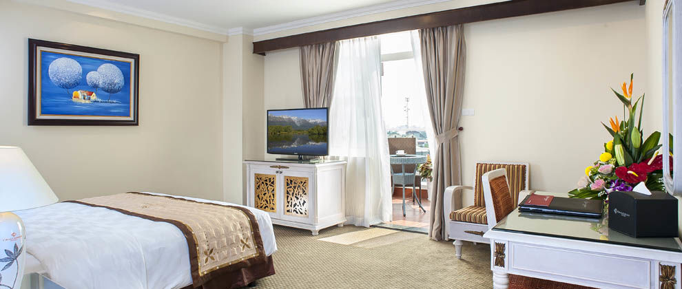 Chalcedony Grand 4*