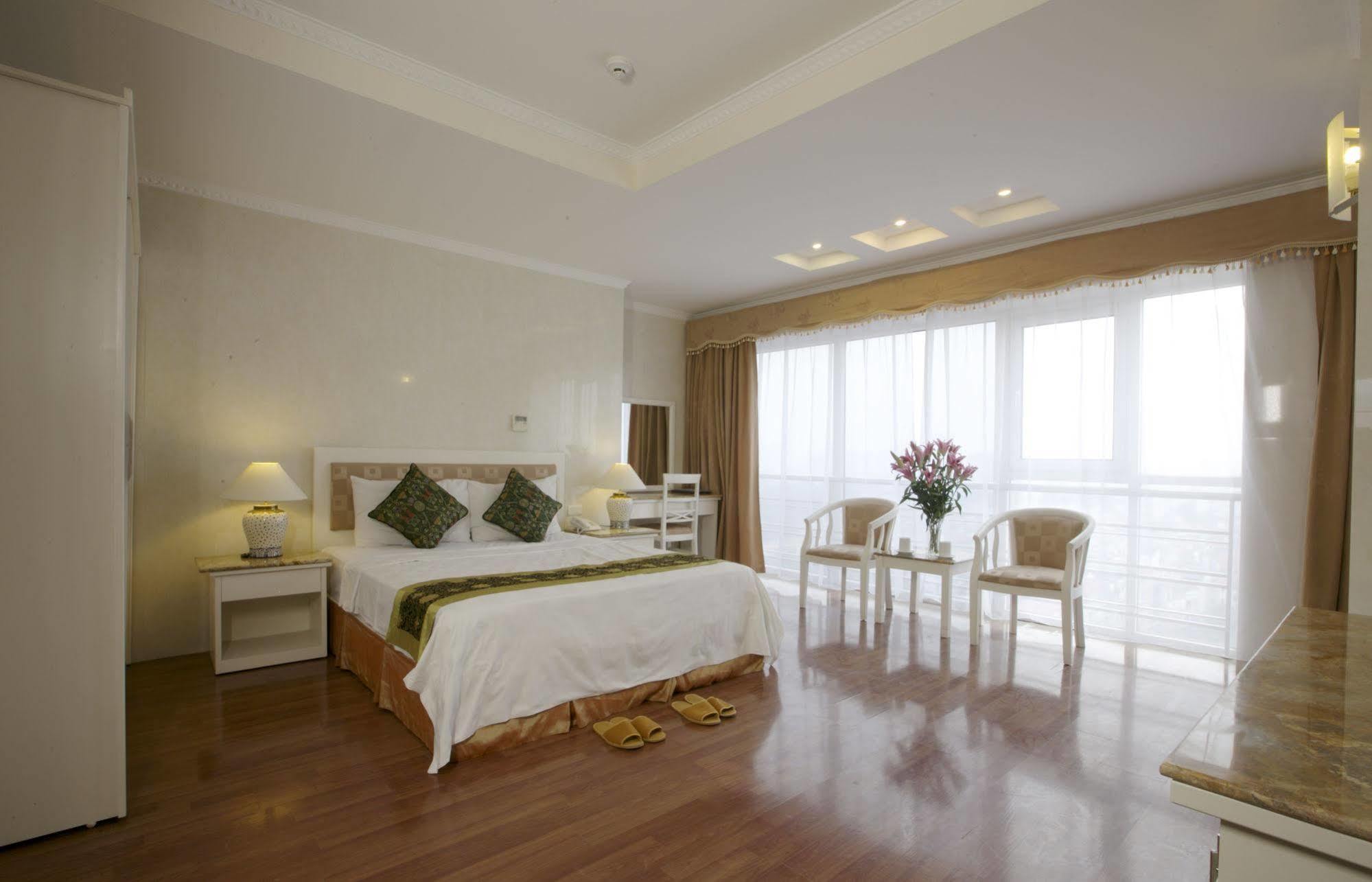 Danly 3* Hanoi