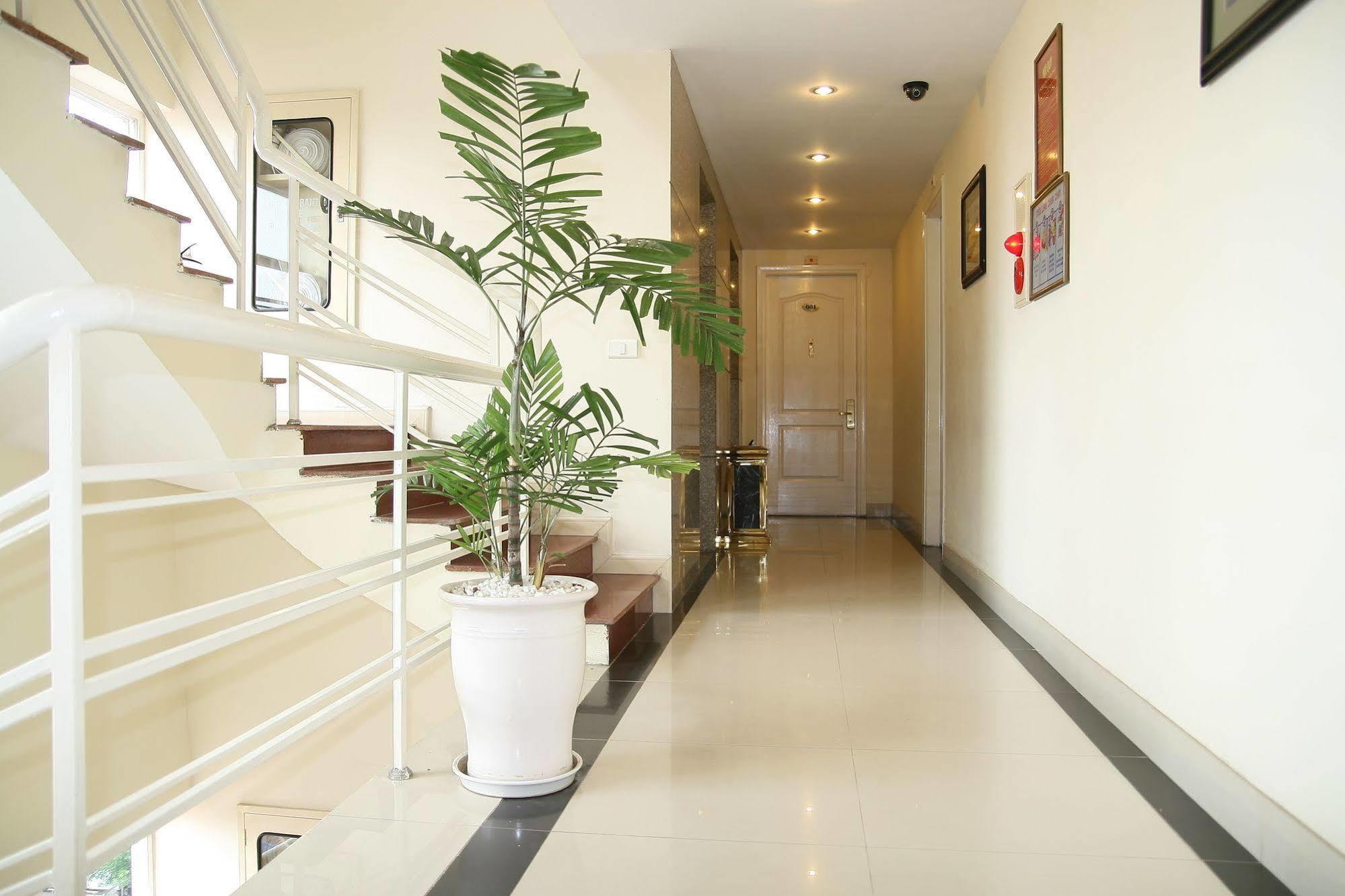 Danly Hotel