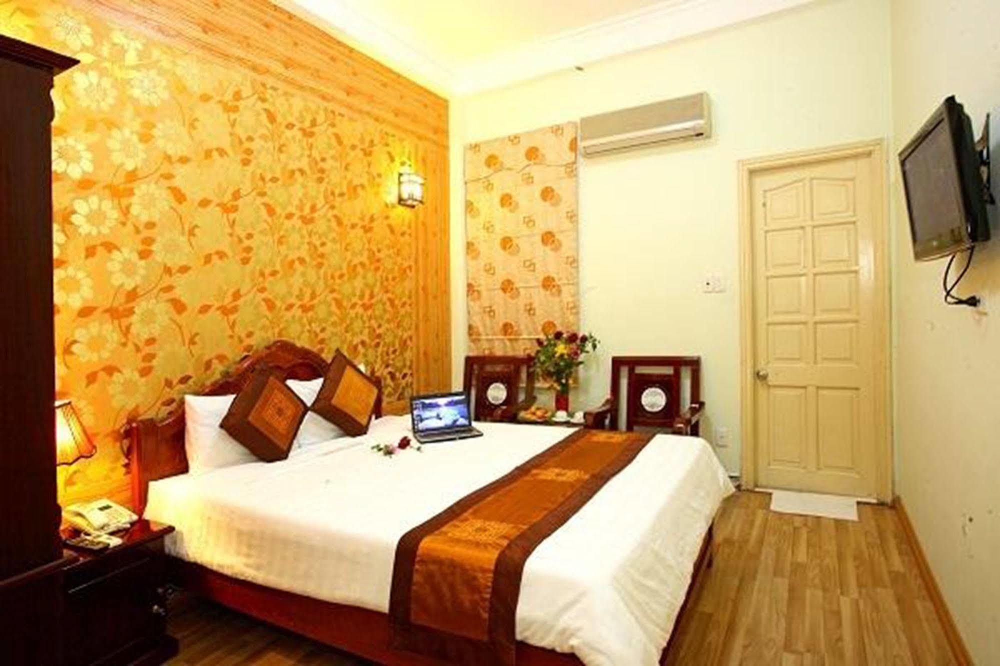 Amber Hanoi