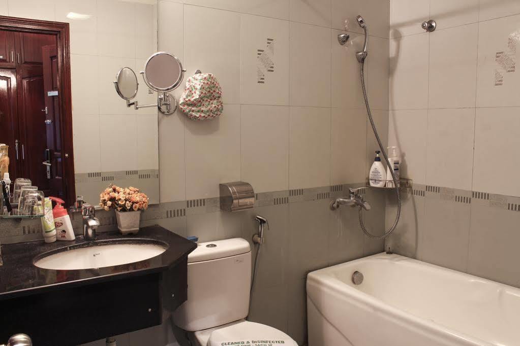 Hotel A25 - 61 Luong Ngoc Quyen 2*