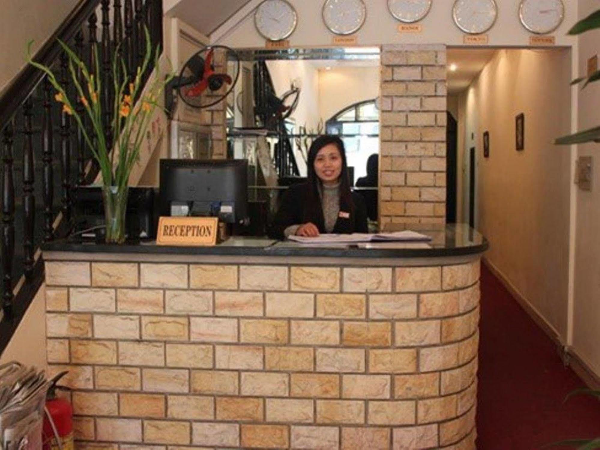 Hotel A25 - 12 Lien Tri 2*