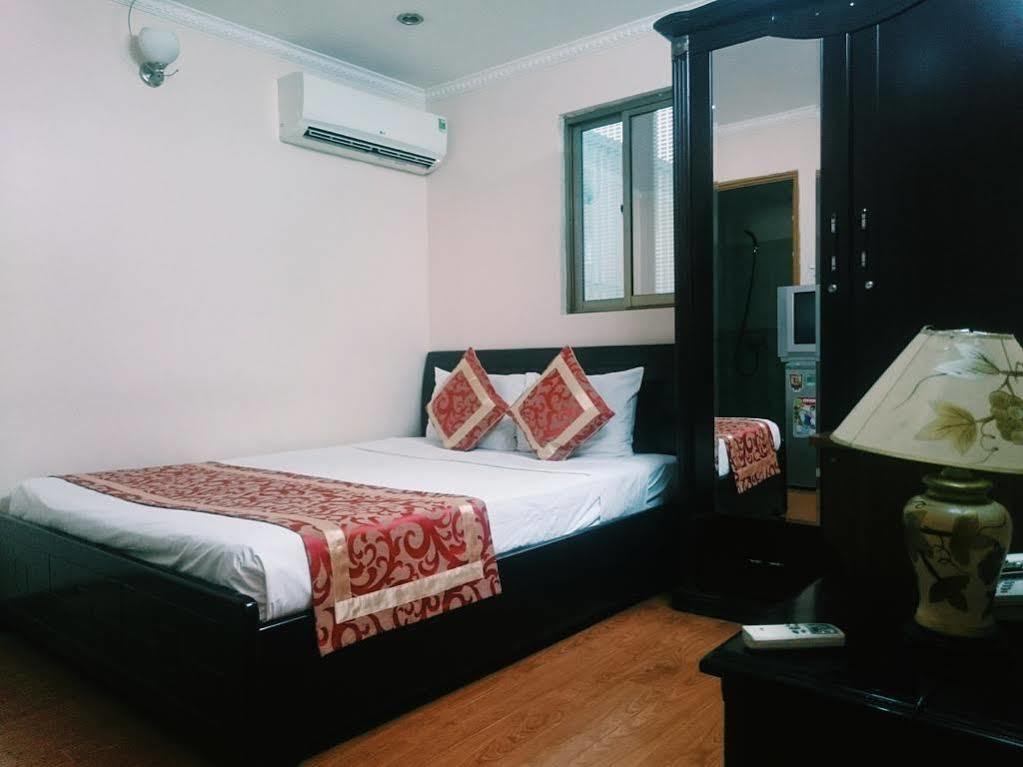 Hotel Elpis 3*