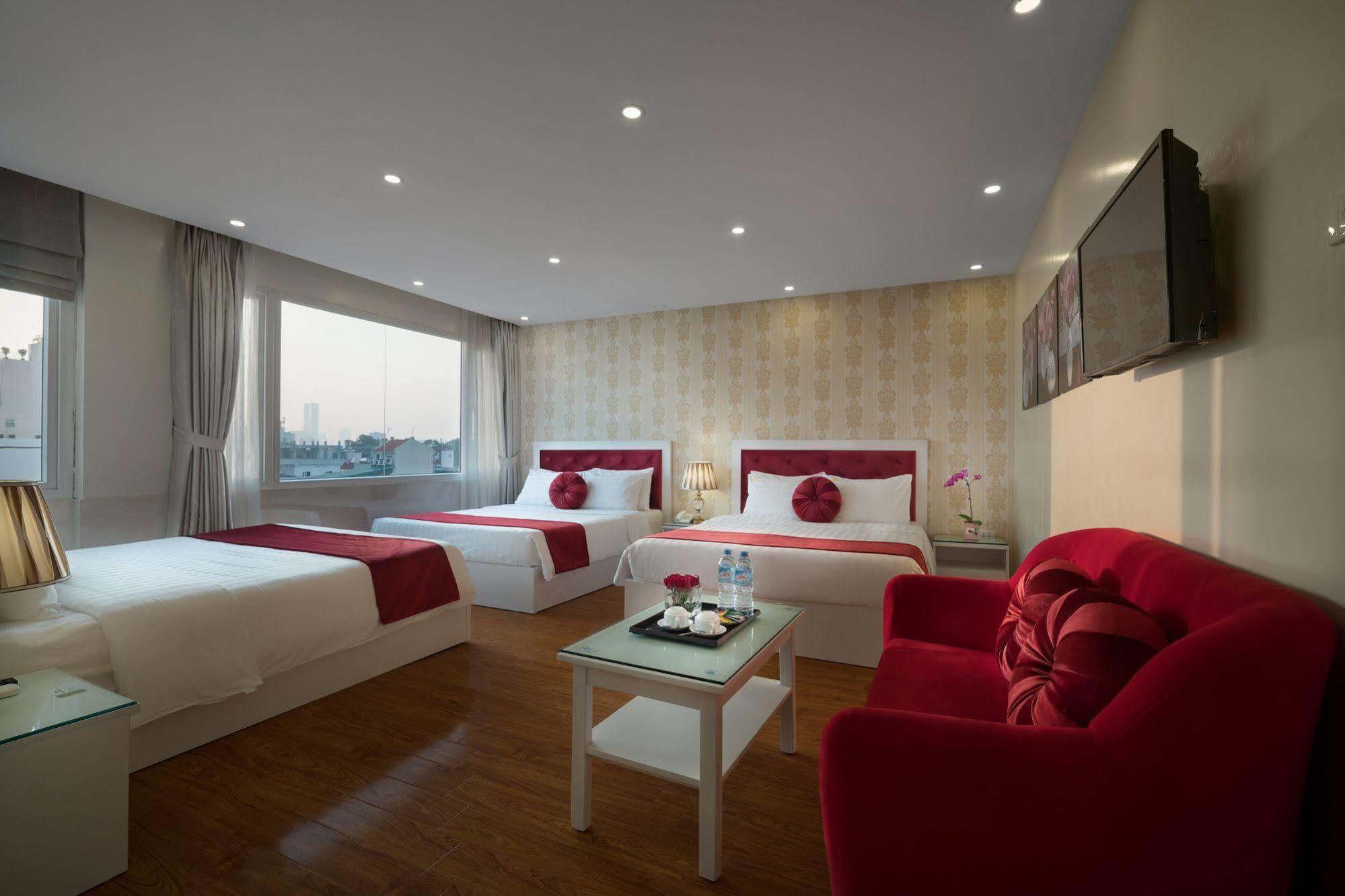 Hotel Royal Palace 2 4*