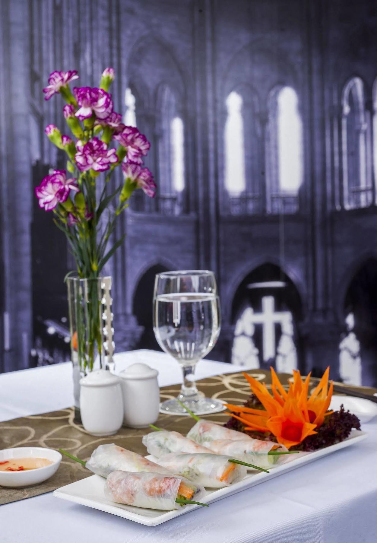 Minerva Church Hotel