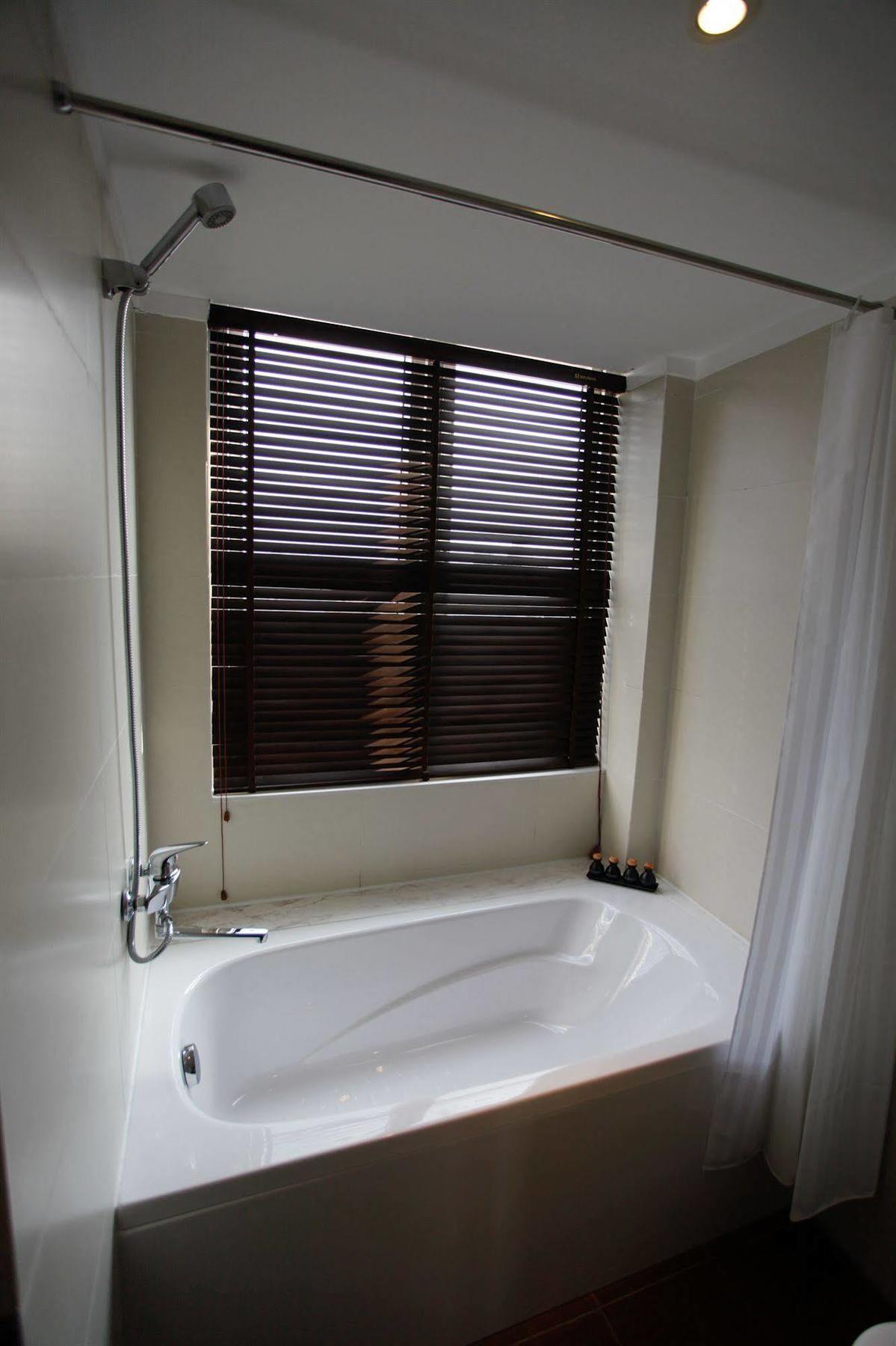 Hotel Emerald Waters Classy
