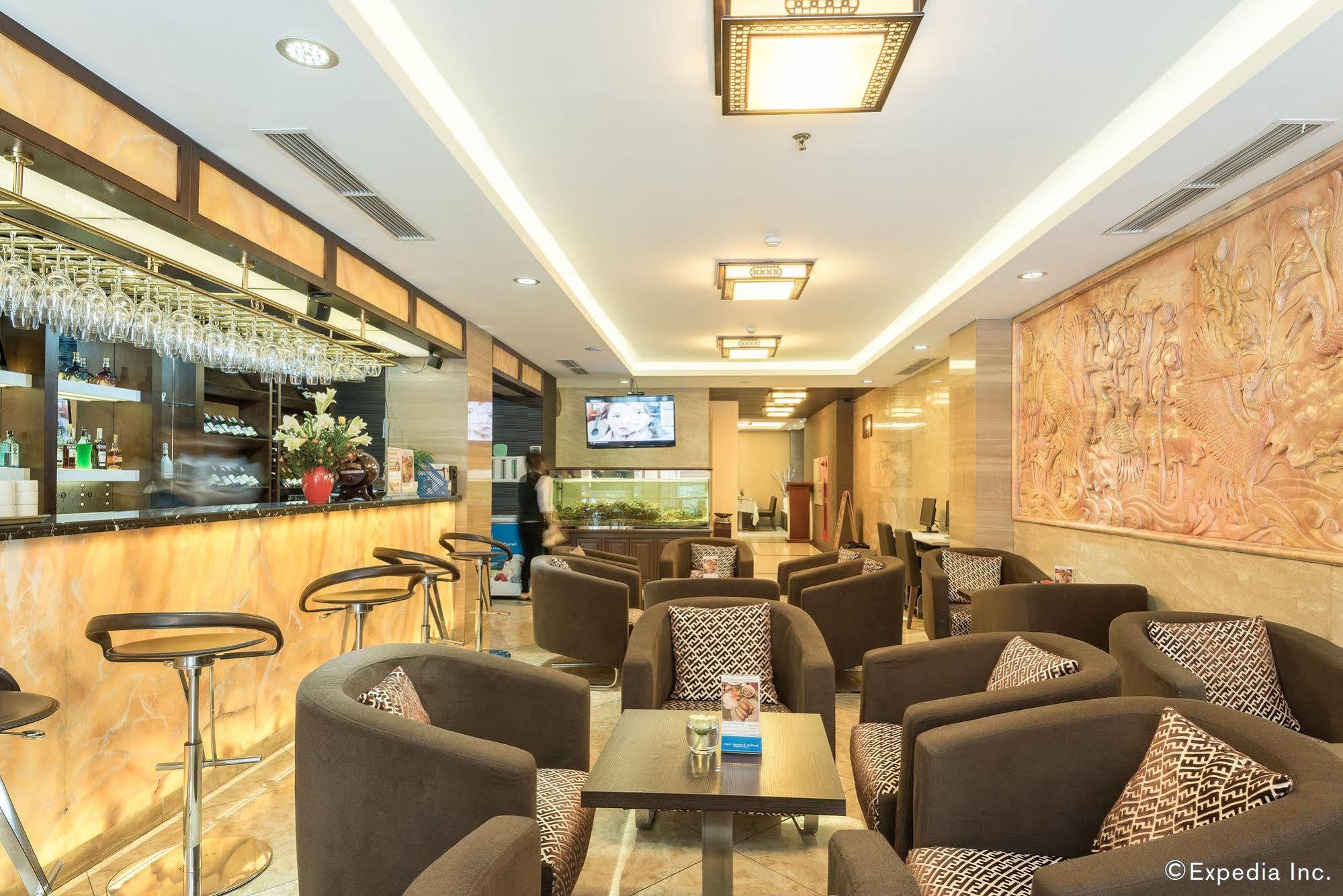 Skylark Hotel