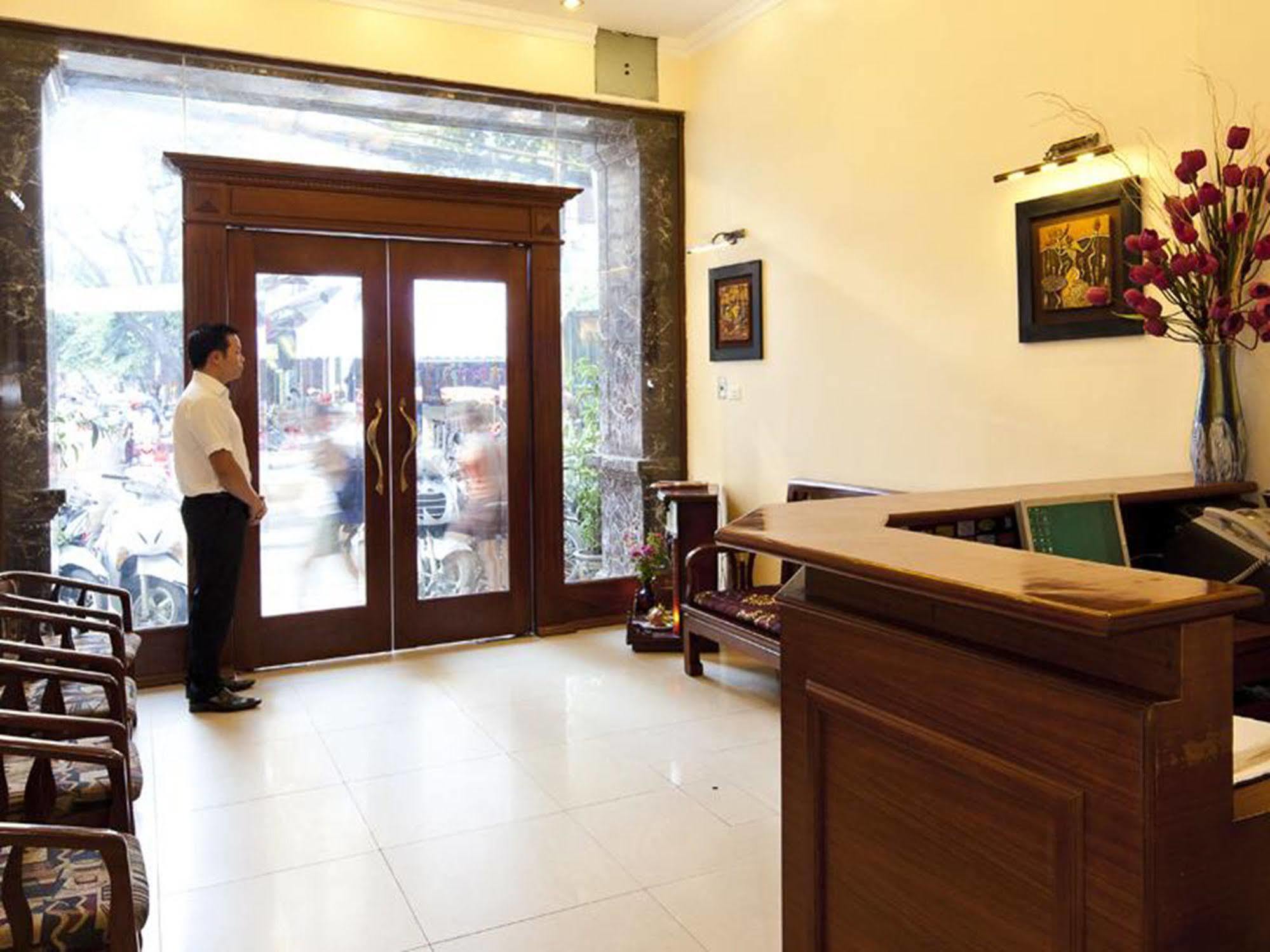 Hotel Golden Lotus &