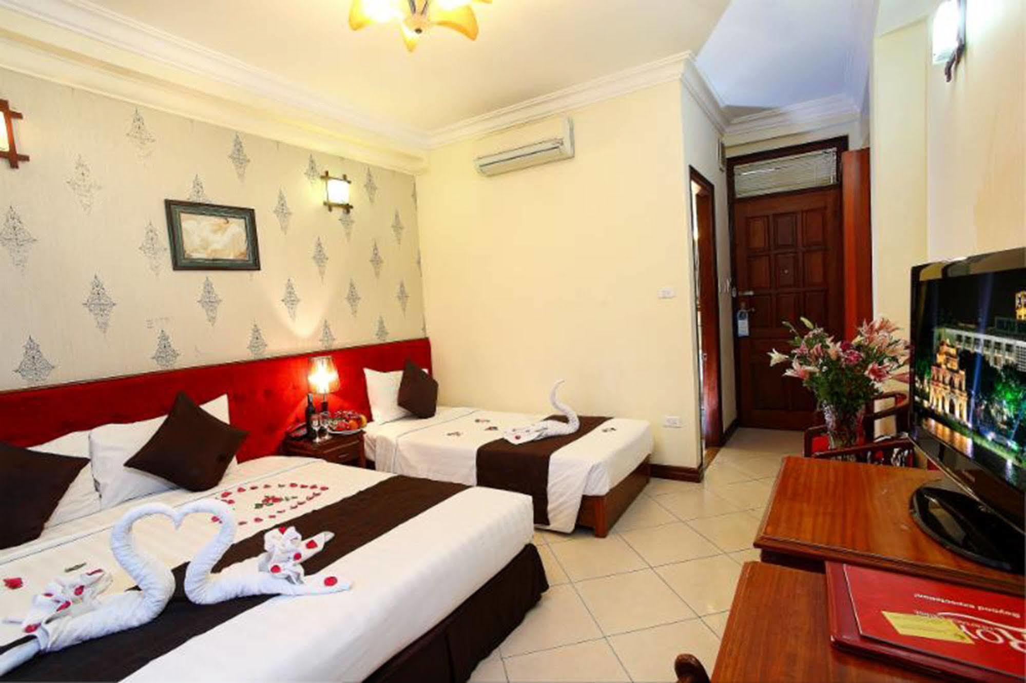 Hotel Golden Lotus &