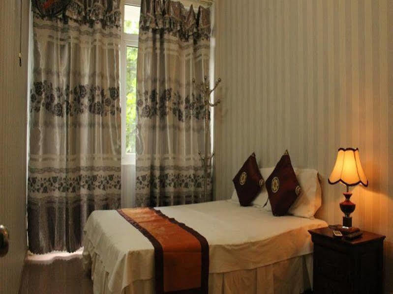 Hovi Ma Khách sạn 2*