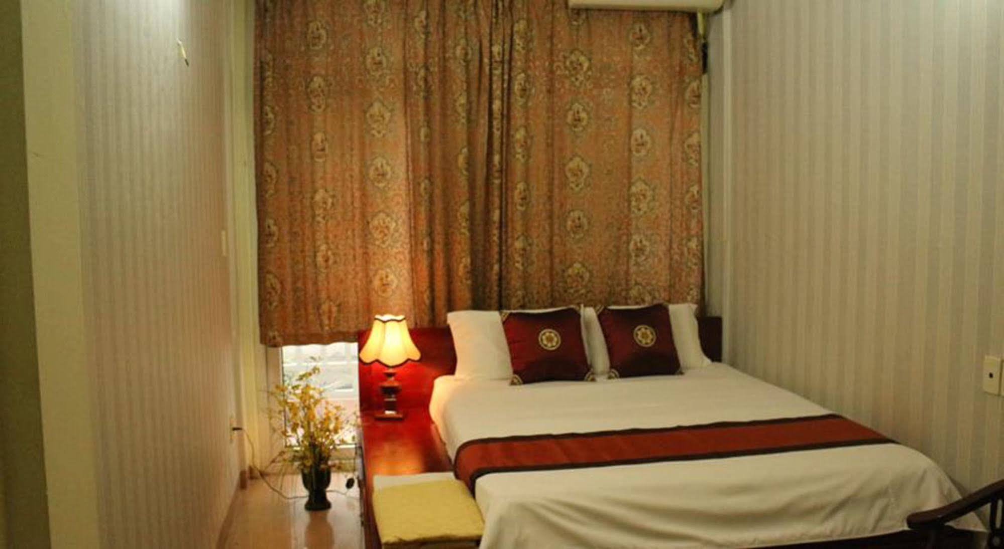 Hovi Ma Khách sạn