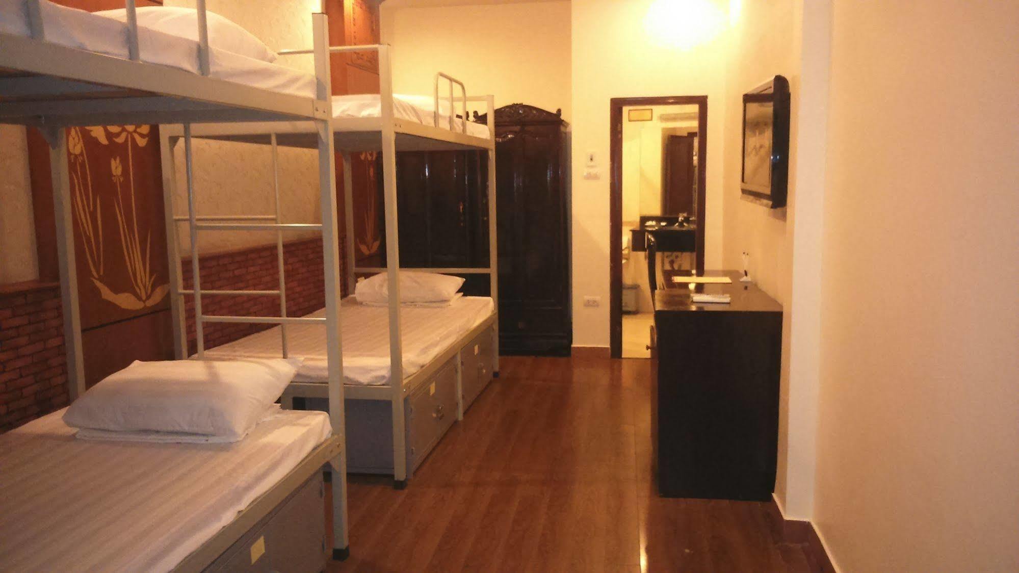 Golden Charm Hotel