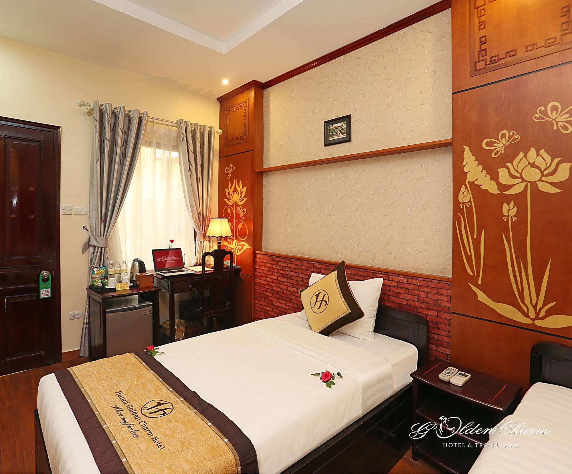 Golden Charm Hotel 2*