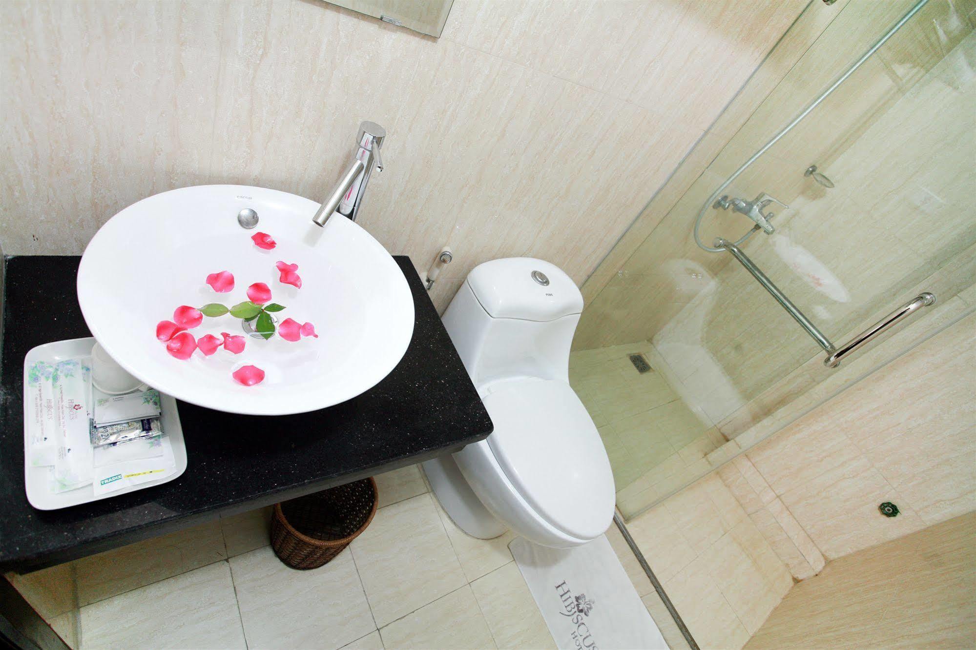 22land & 52 Ngo Huyen 4* Hanoi