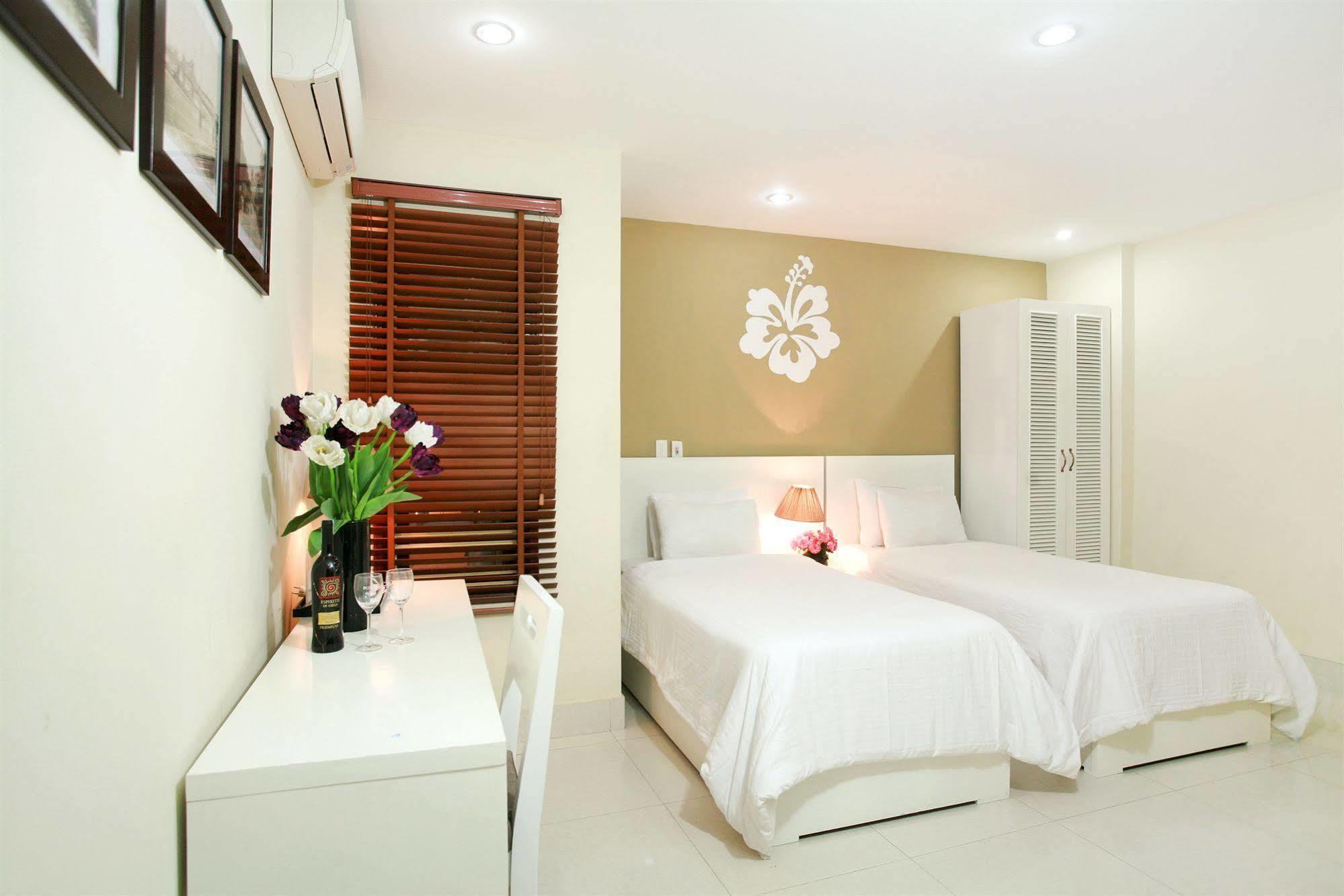 22land & 52 Ngo Huyen