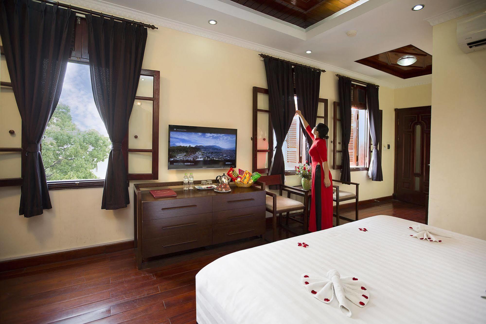 Hotel Posh Boutique 3*