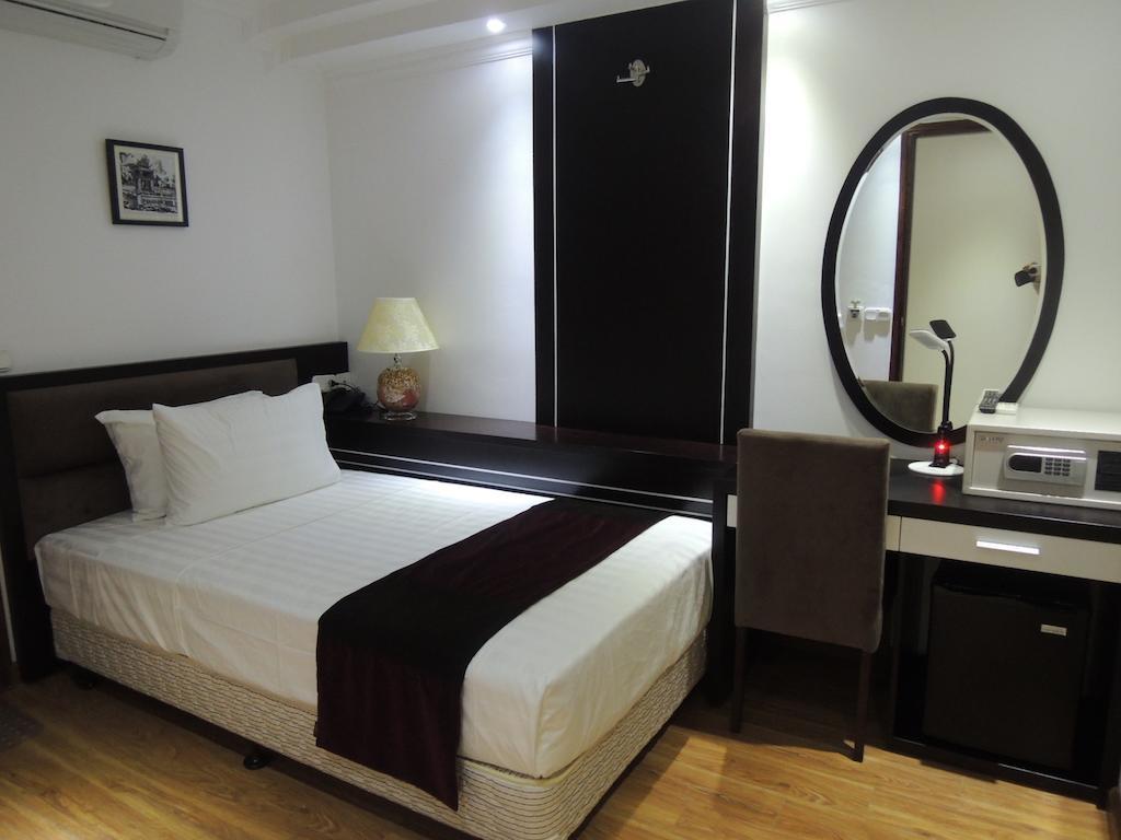 Parklane 3*