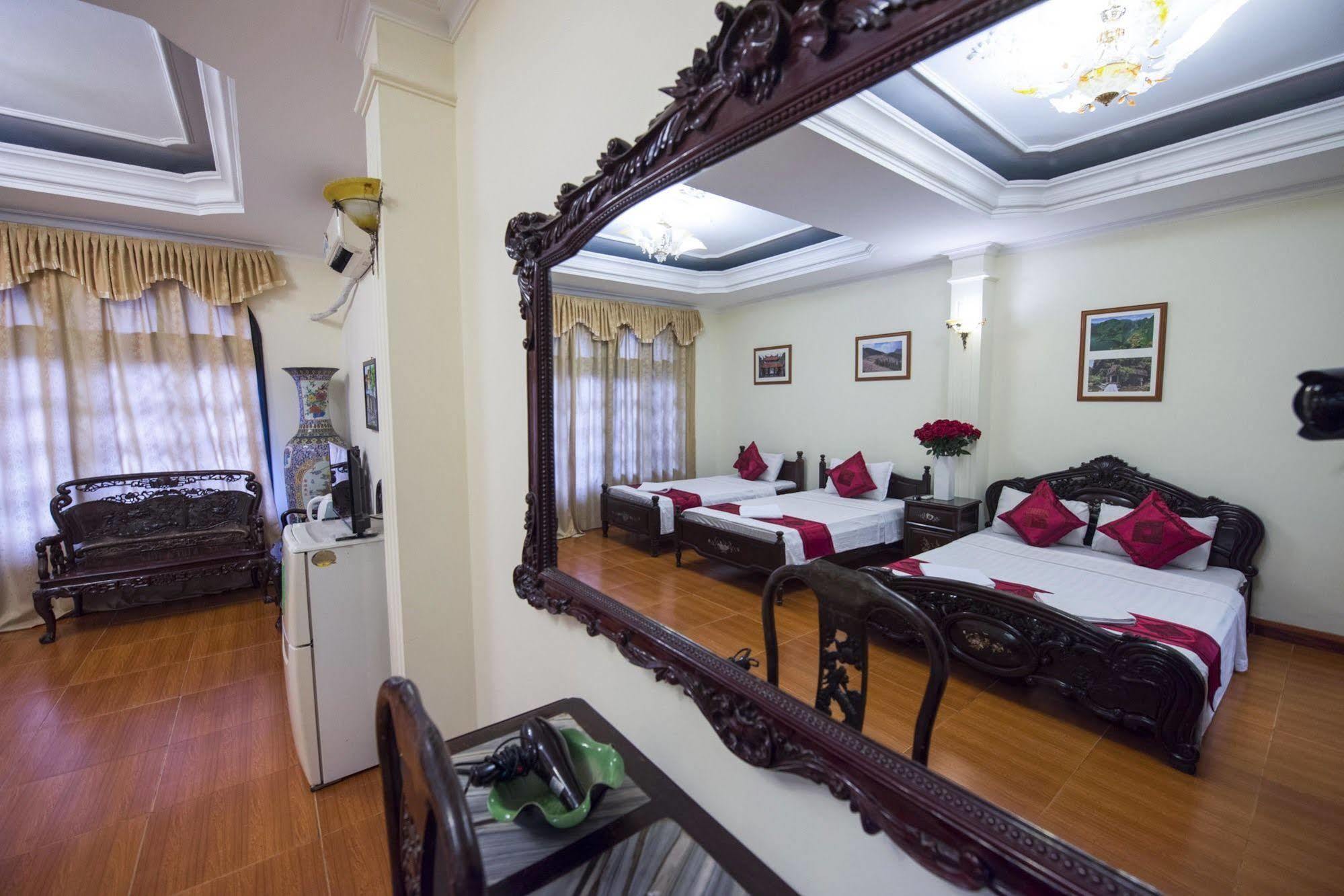 Hotel Group Nest