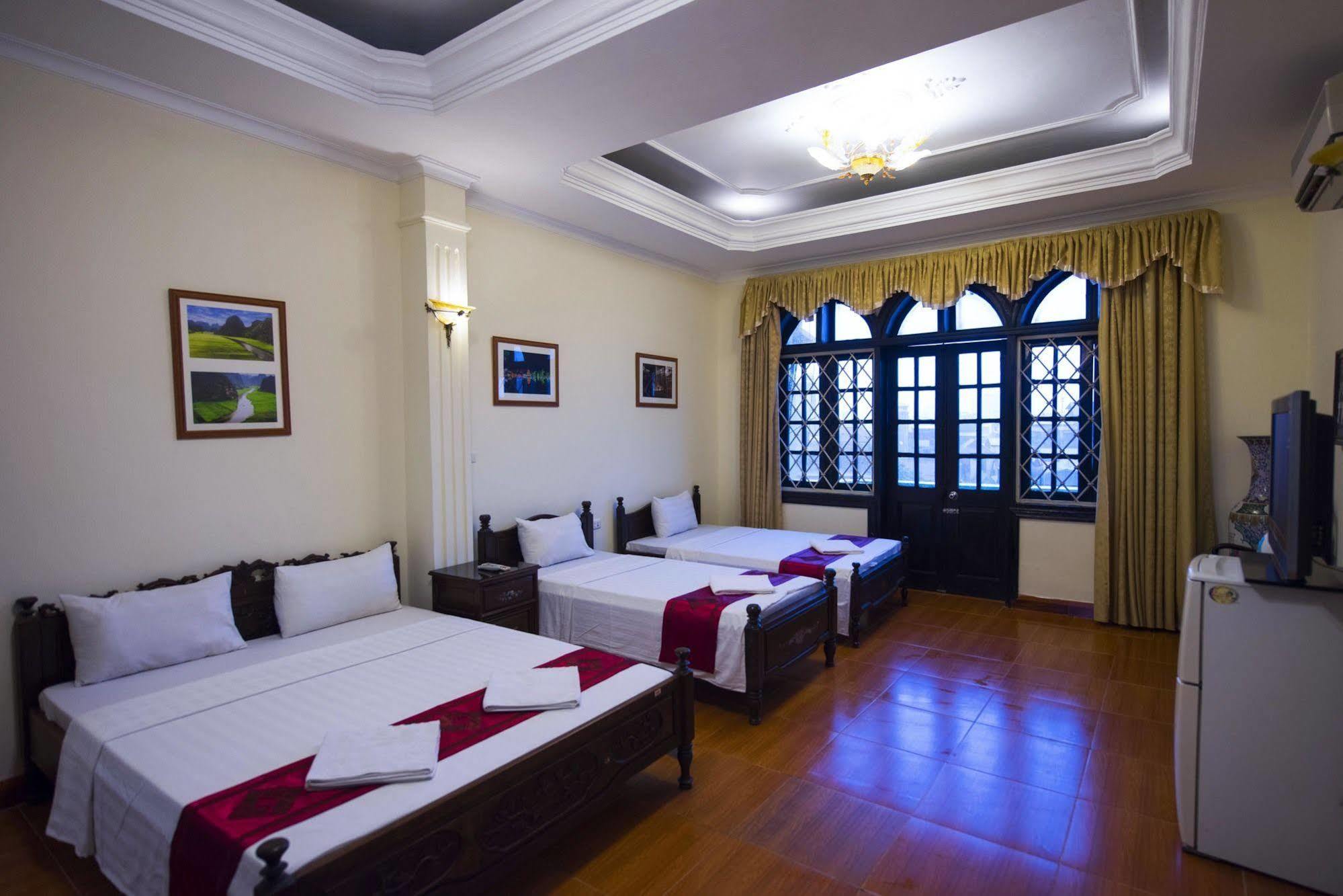 Group Nest Hanoi