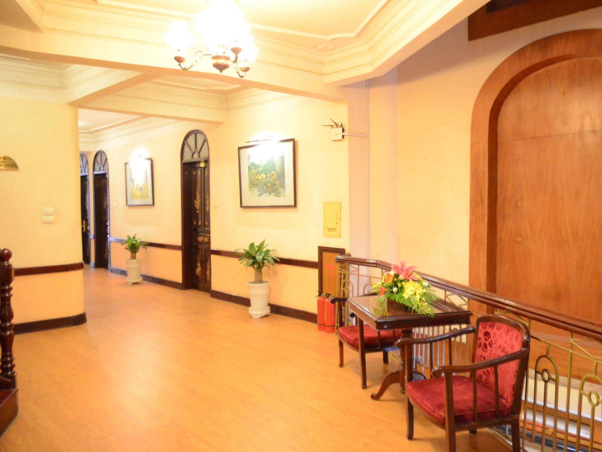 Khách sạn Asia Hotel