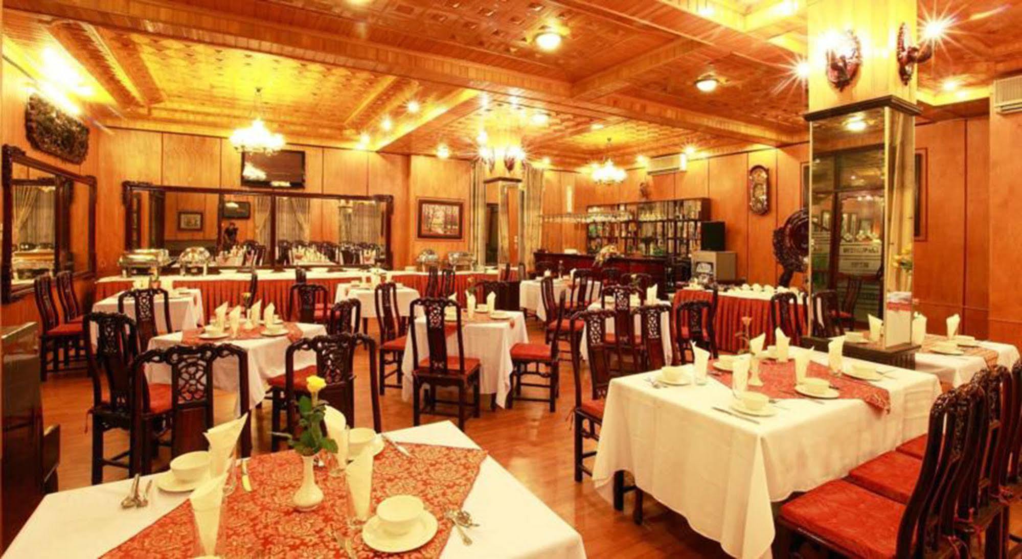 Asia Hotel Khách sạn 3*