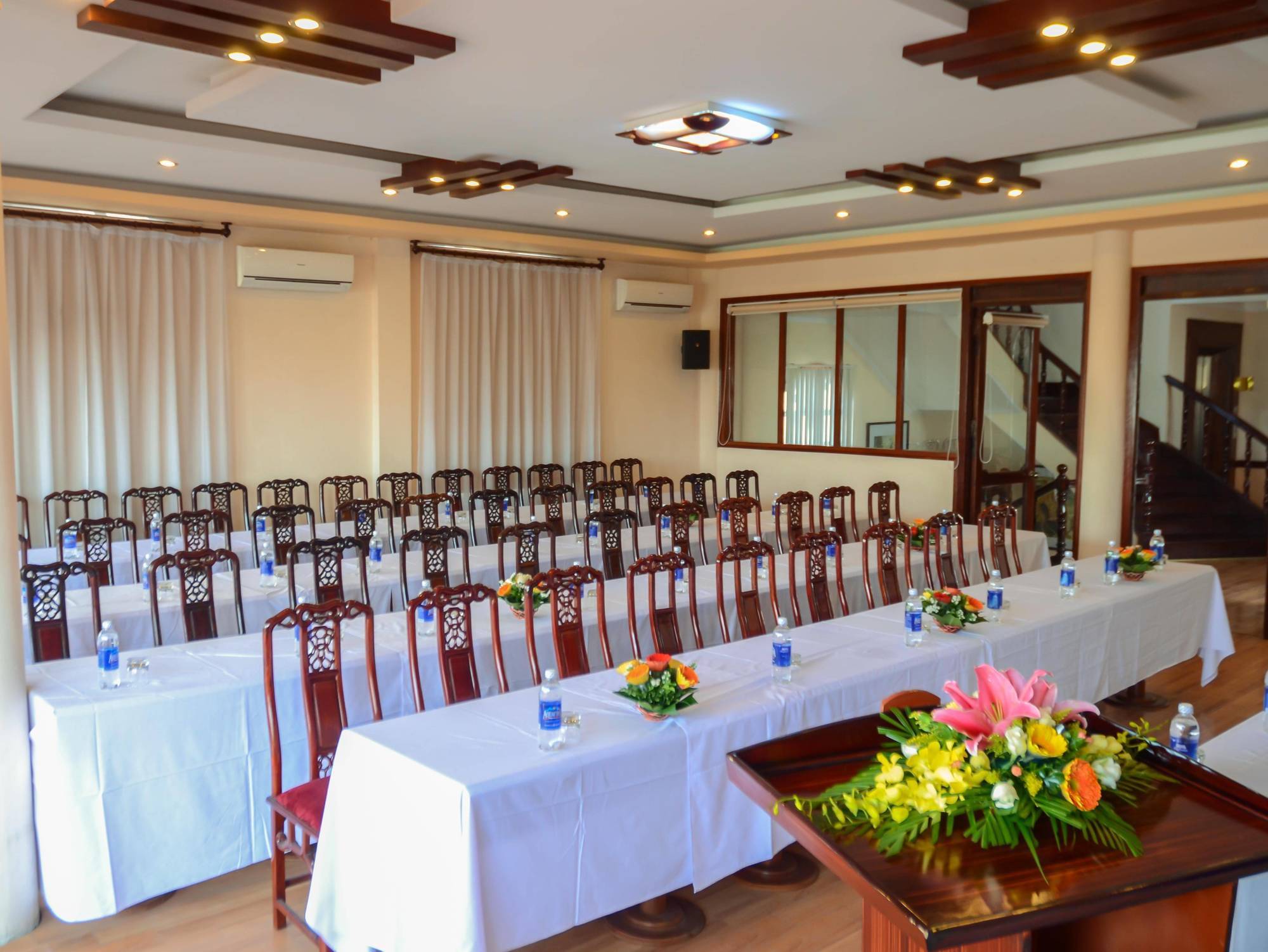Khách sạn Asia Hotel 3*