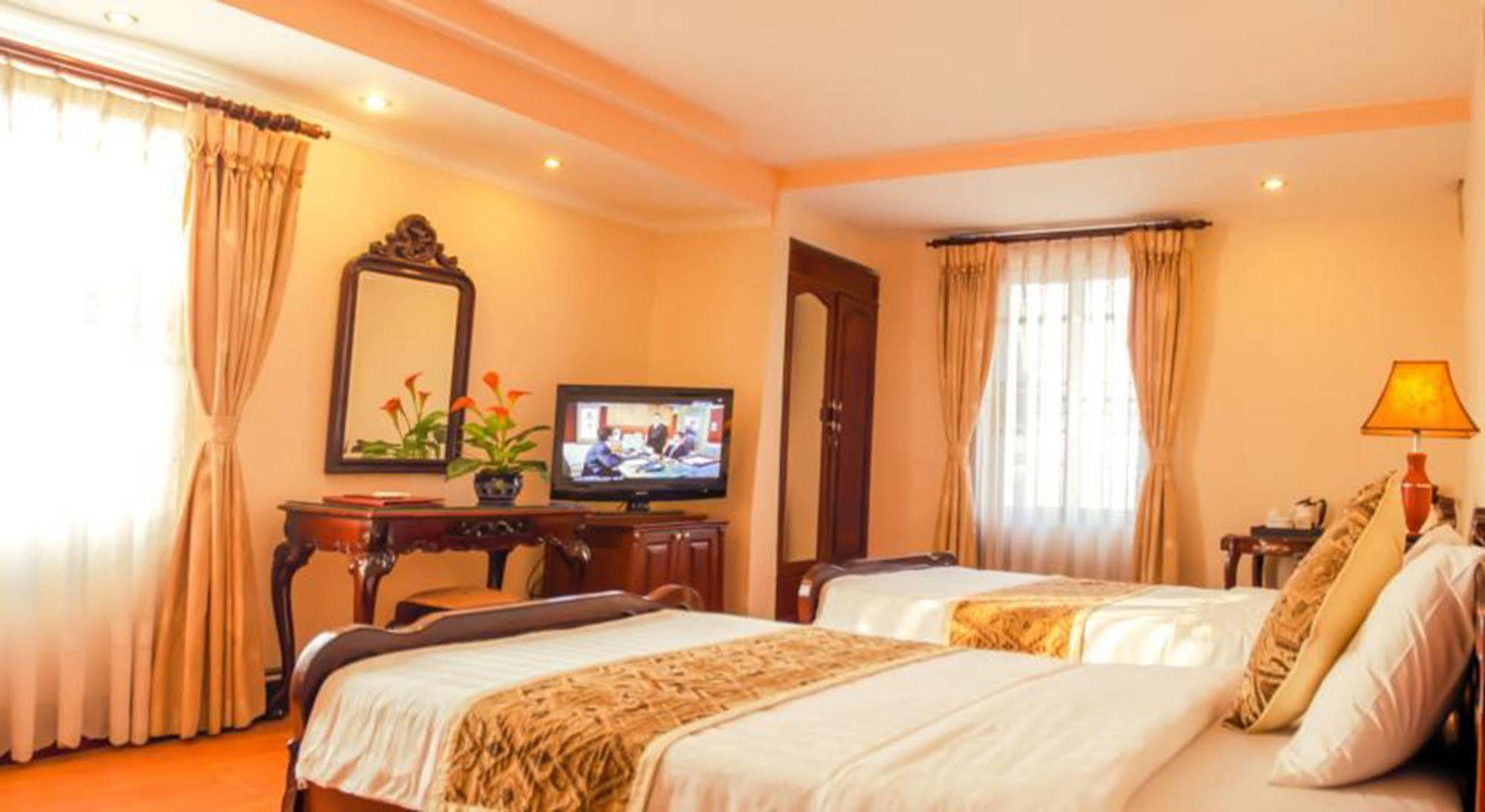 Khách sạn Asia Hotel 3*