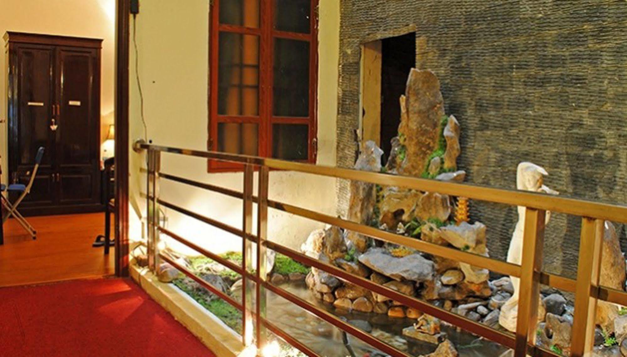 A25 - 38 Hang Thiec Hotel