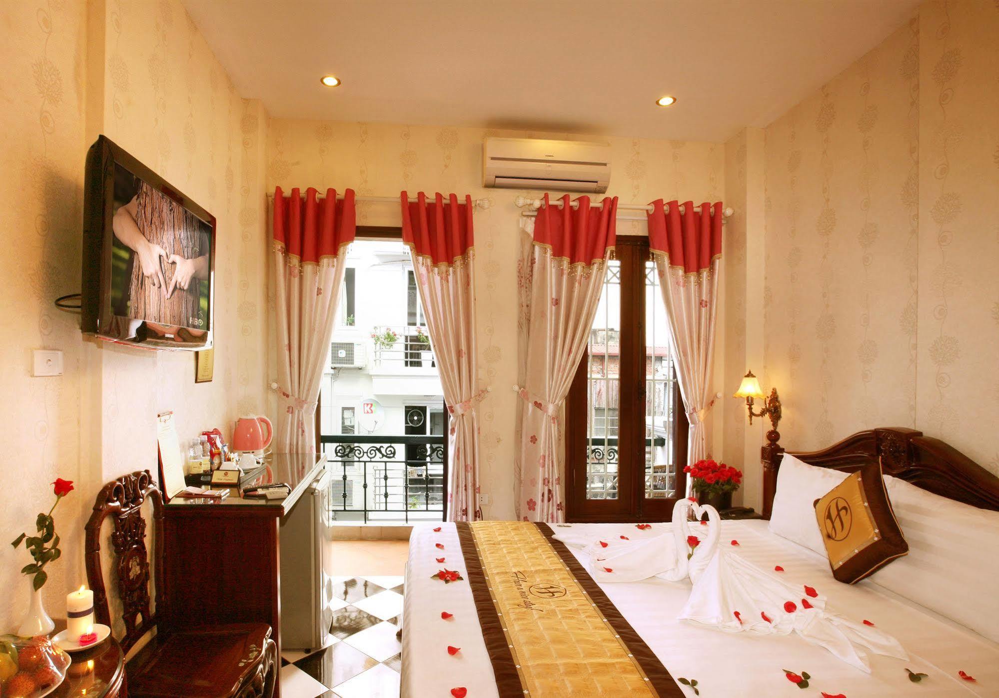 Royal Hà Nội Khách sạn Hà Nội