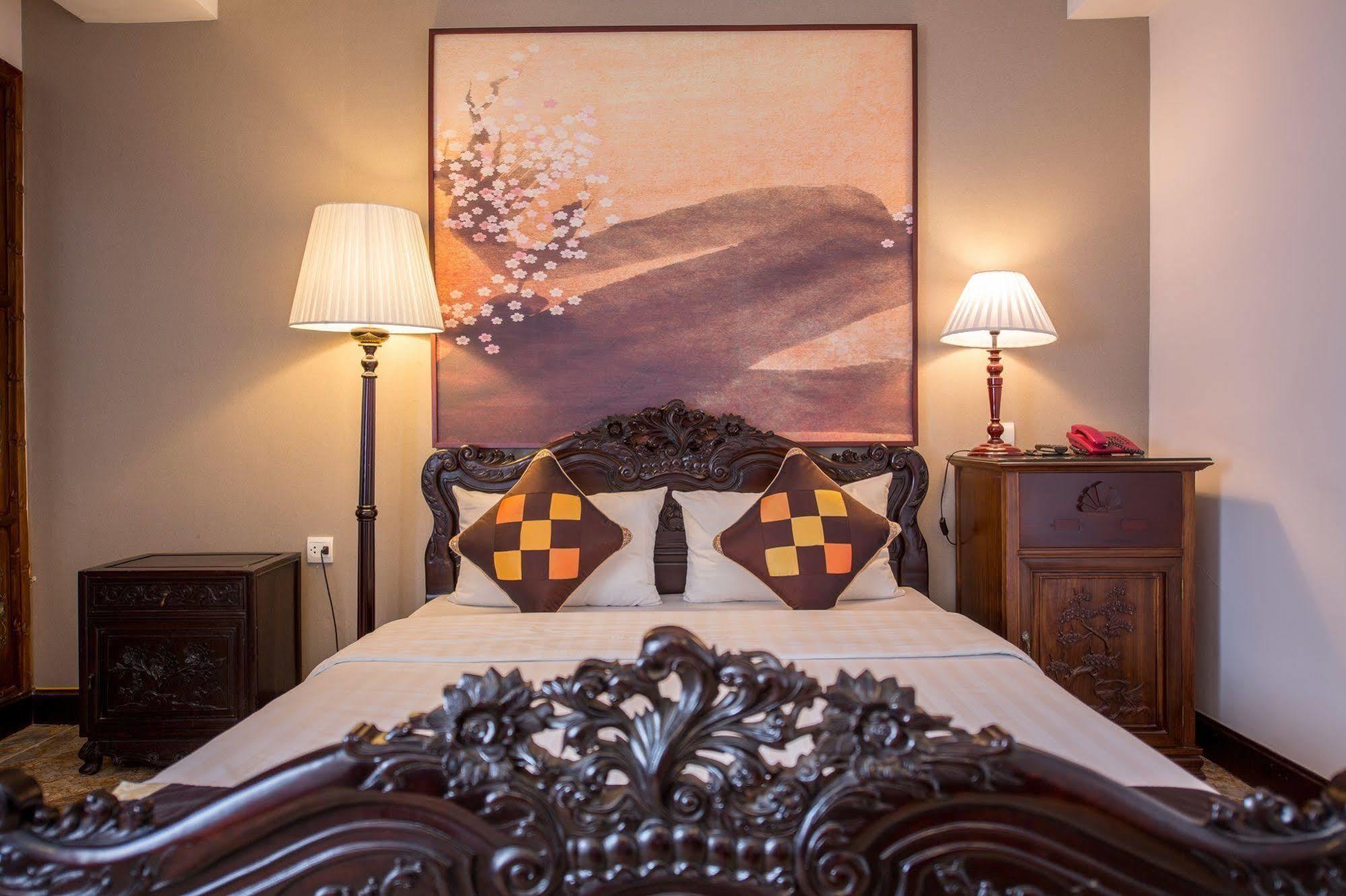 Hong Ngoc Dynastie Boutique & Hotel 4*