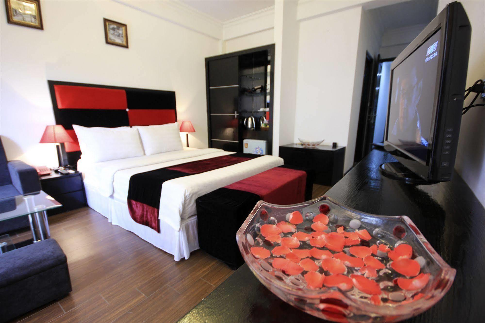 Crystal Hotel Hanoi