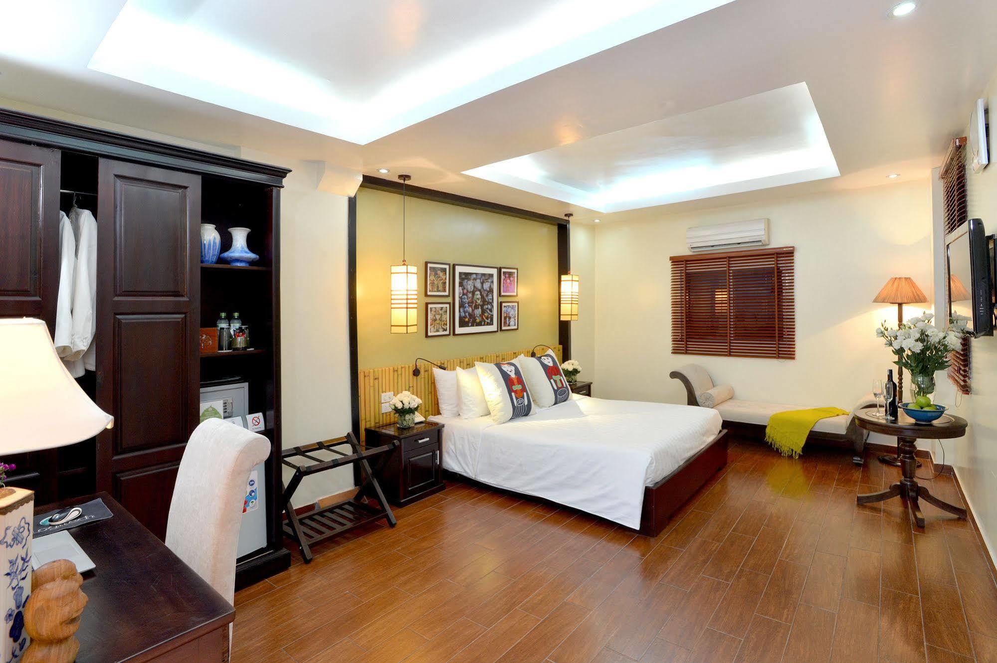 Finnegans Hotel Hanoi
