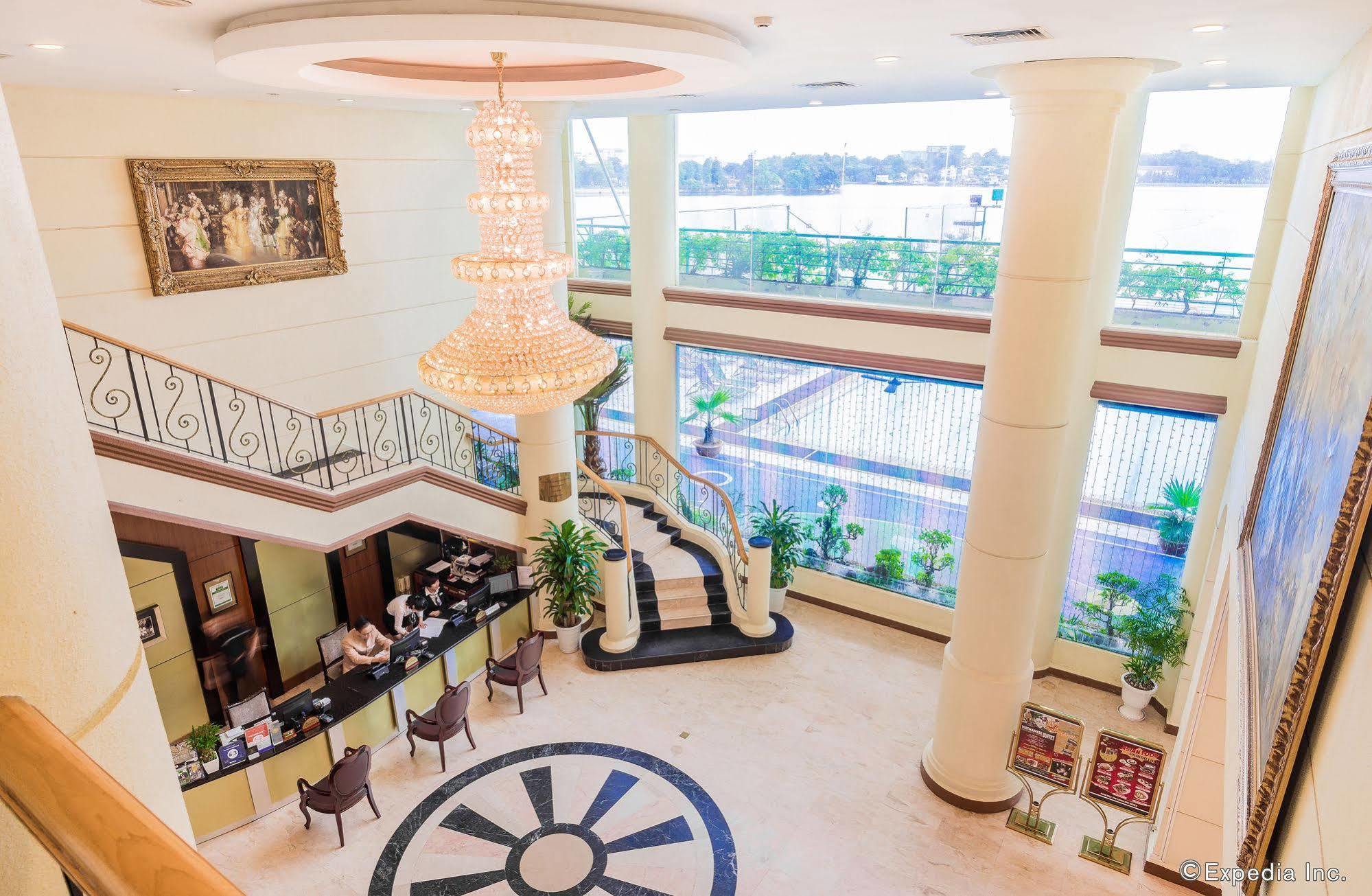 Khách Sạn&căn Hộ Hà Nội Club 4* Hà Nội