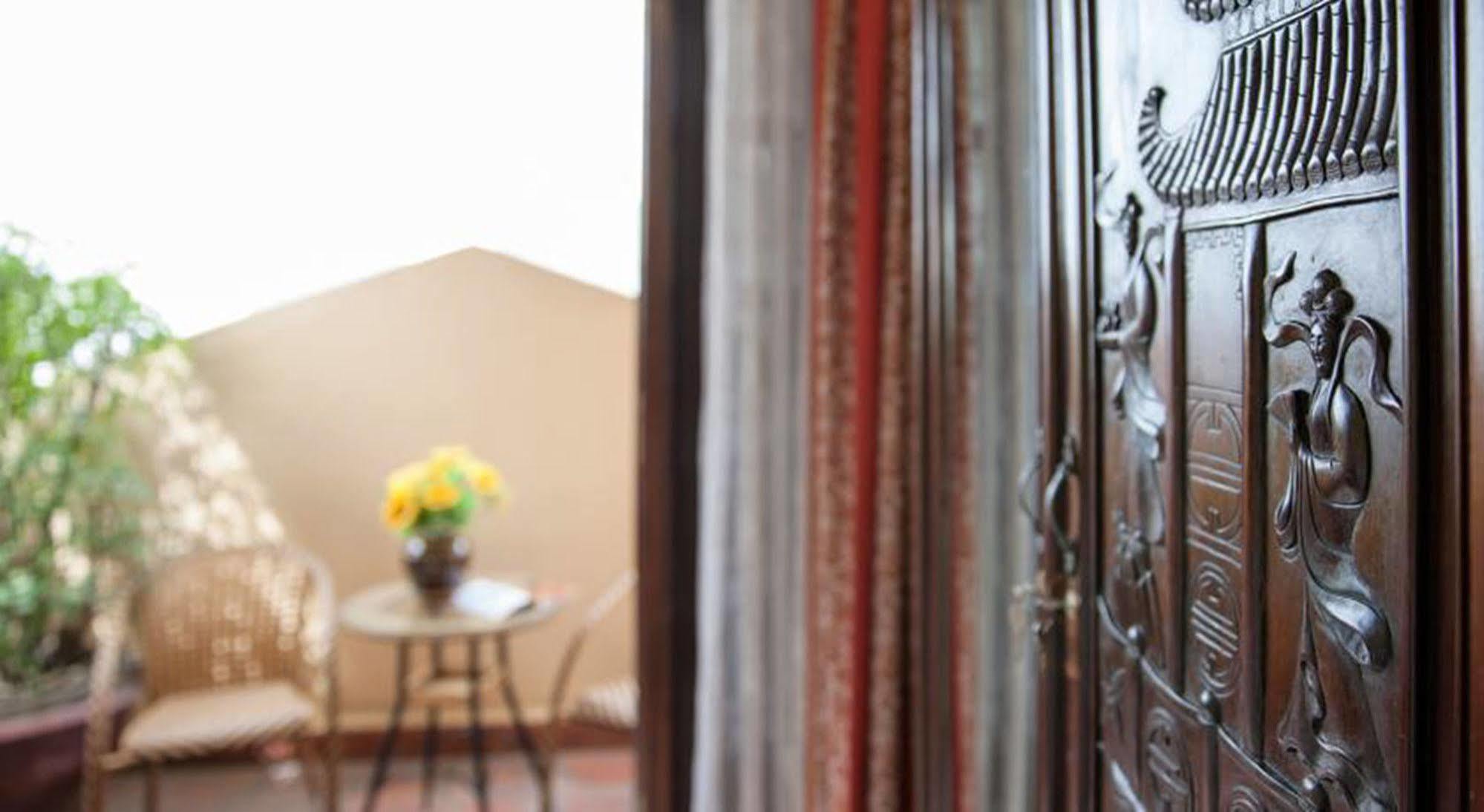Lucky Hotel Hanoi
