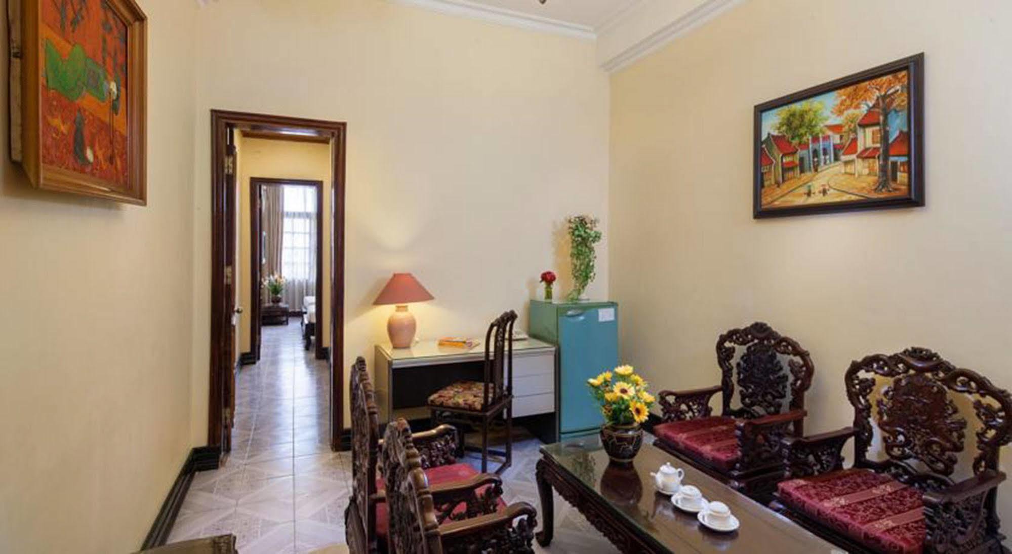 Lucky Hotel 2*