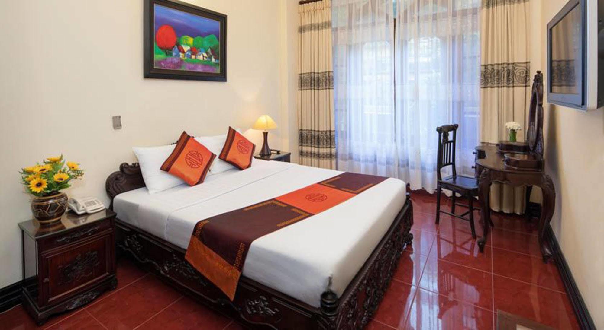 Lucky Hotel Hanoi
