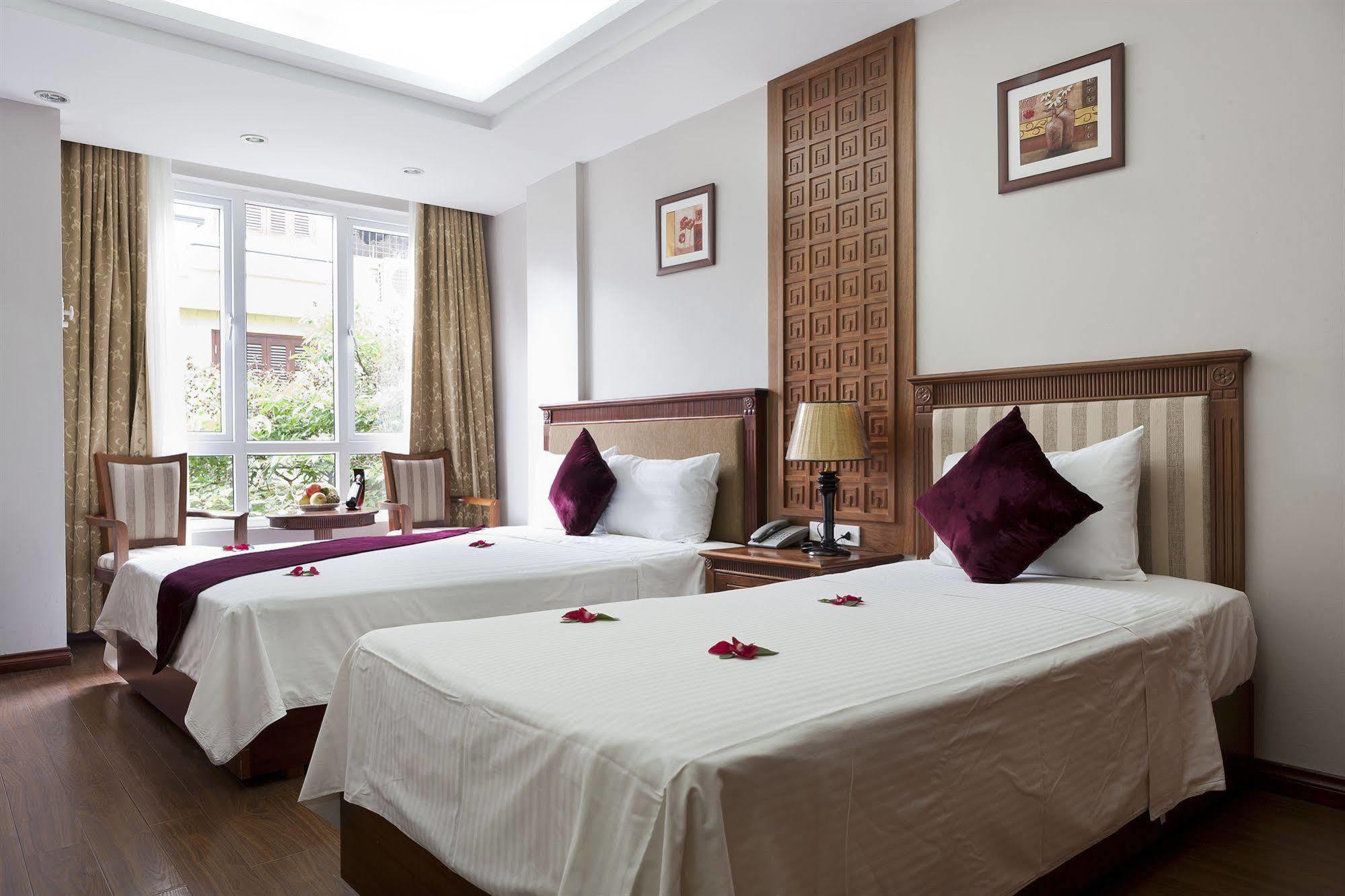Golden Legend Boutique & Travel Hotel 3*