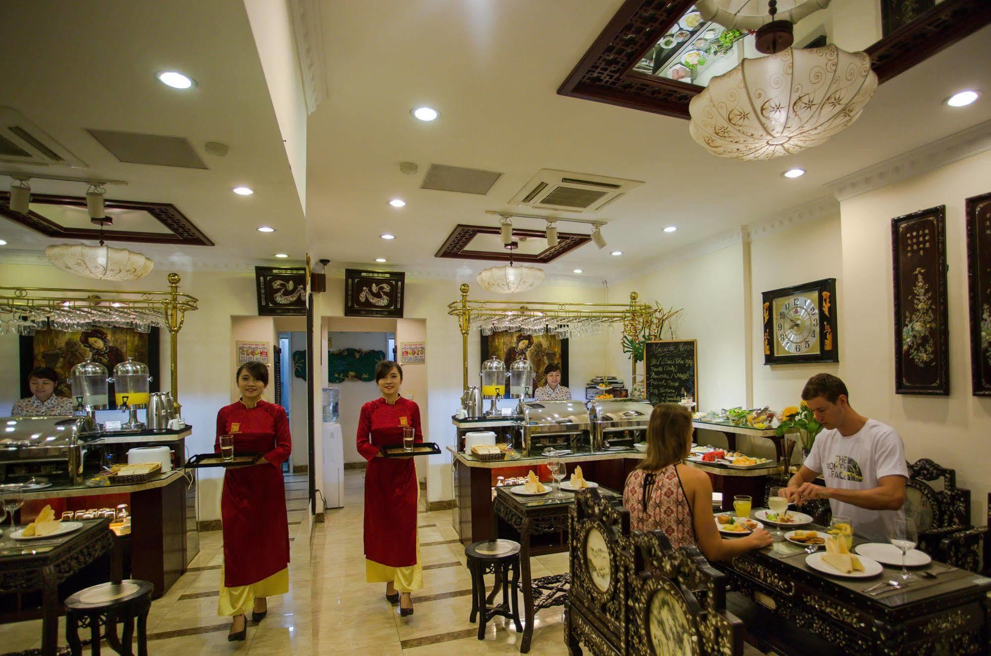 Luminous Viet 3*