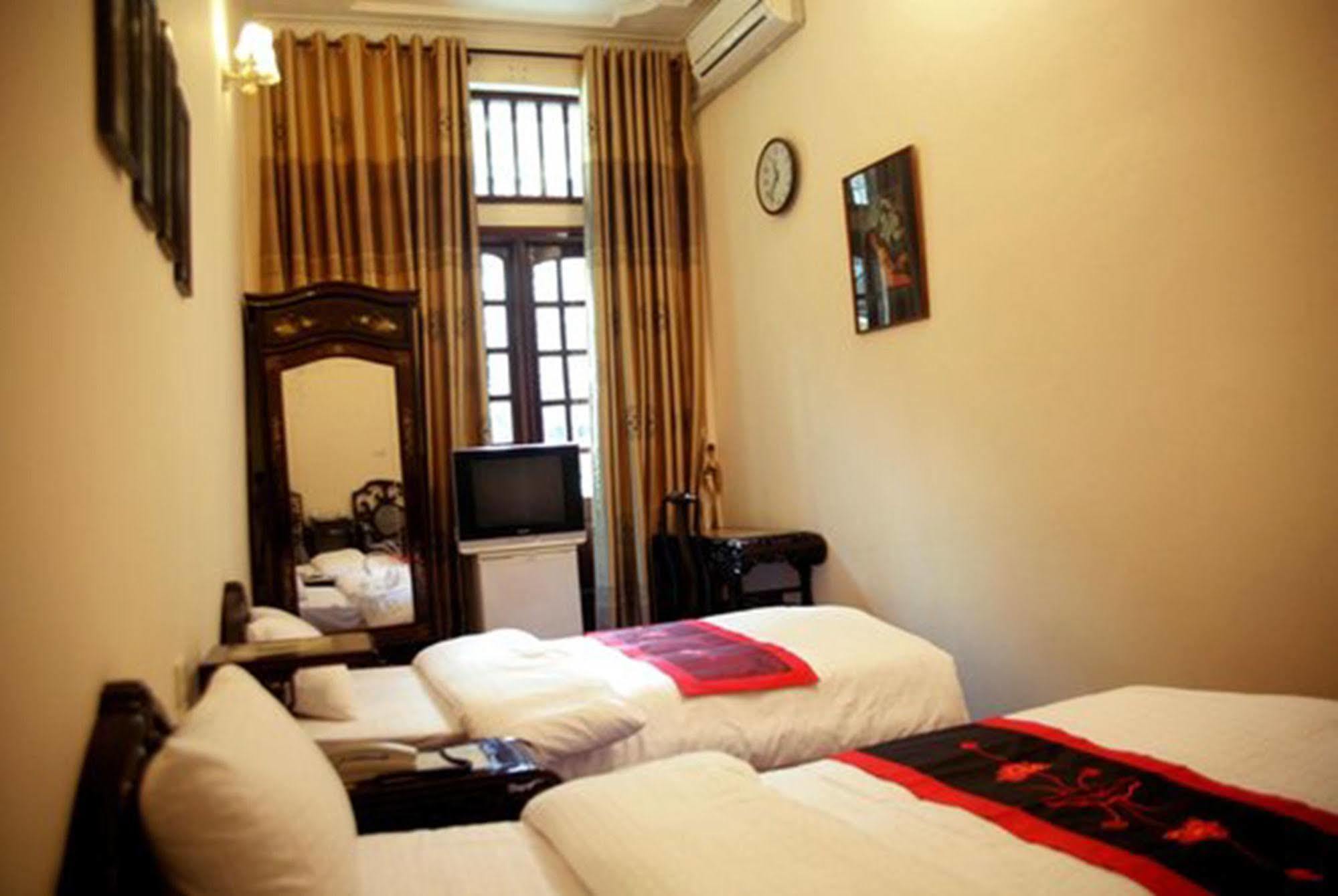 Thang Long 1 Hotel *