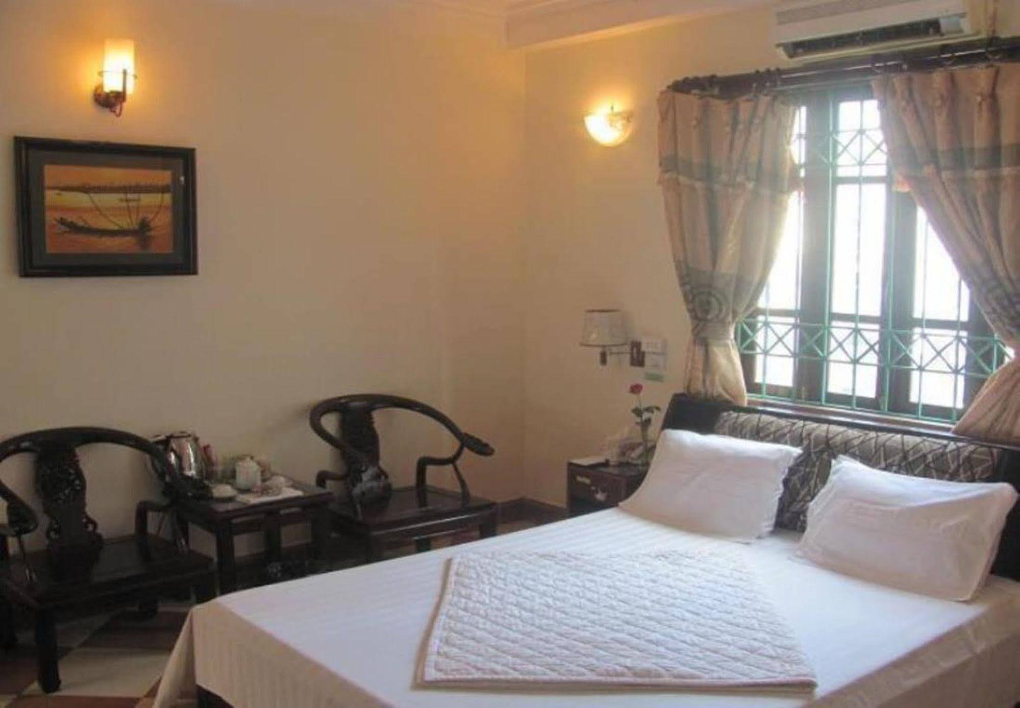 A25 - Doi 1 Hotel Hanoi