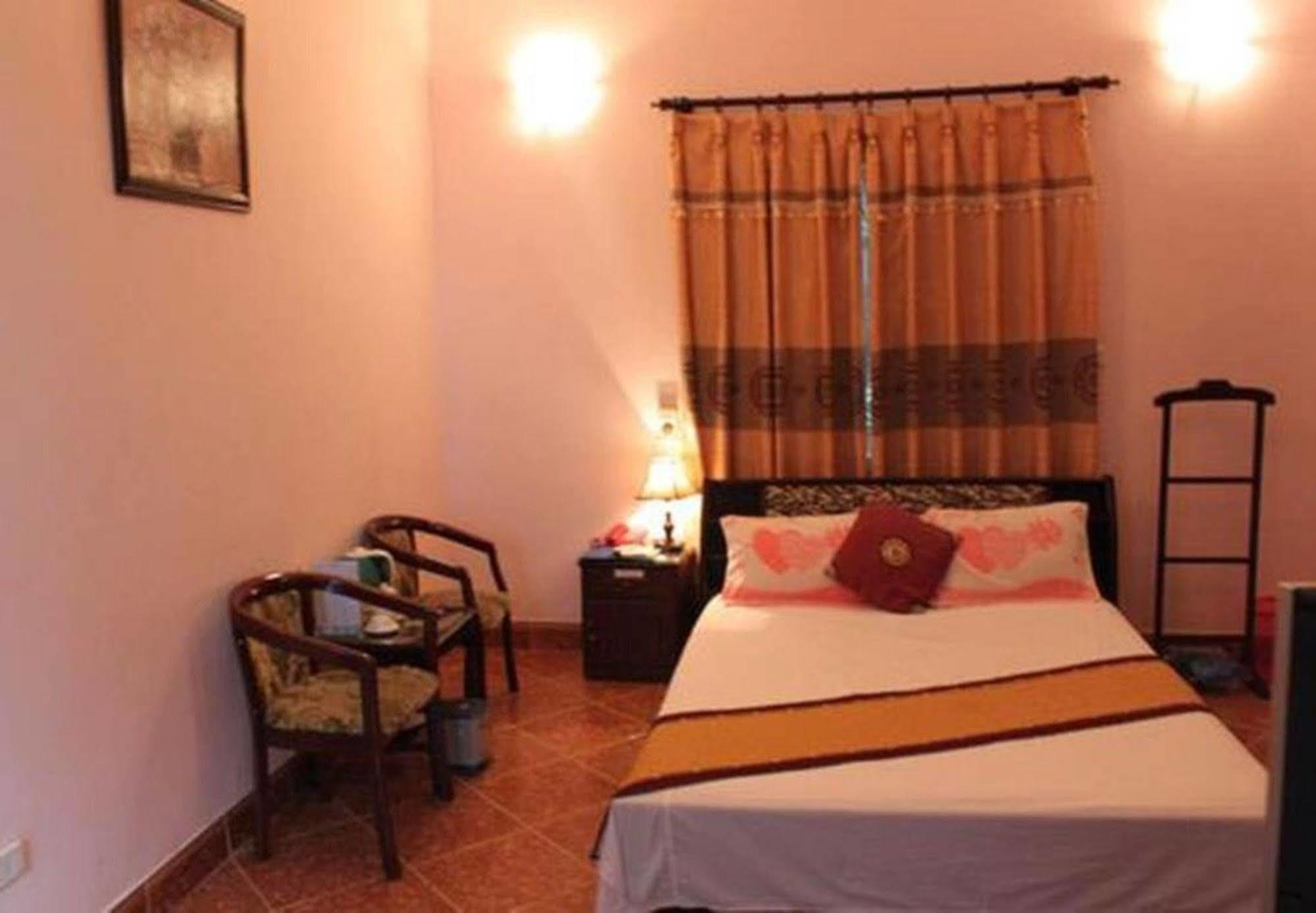 A25 - Doi 1 Hotel 2*