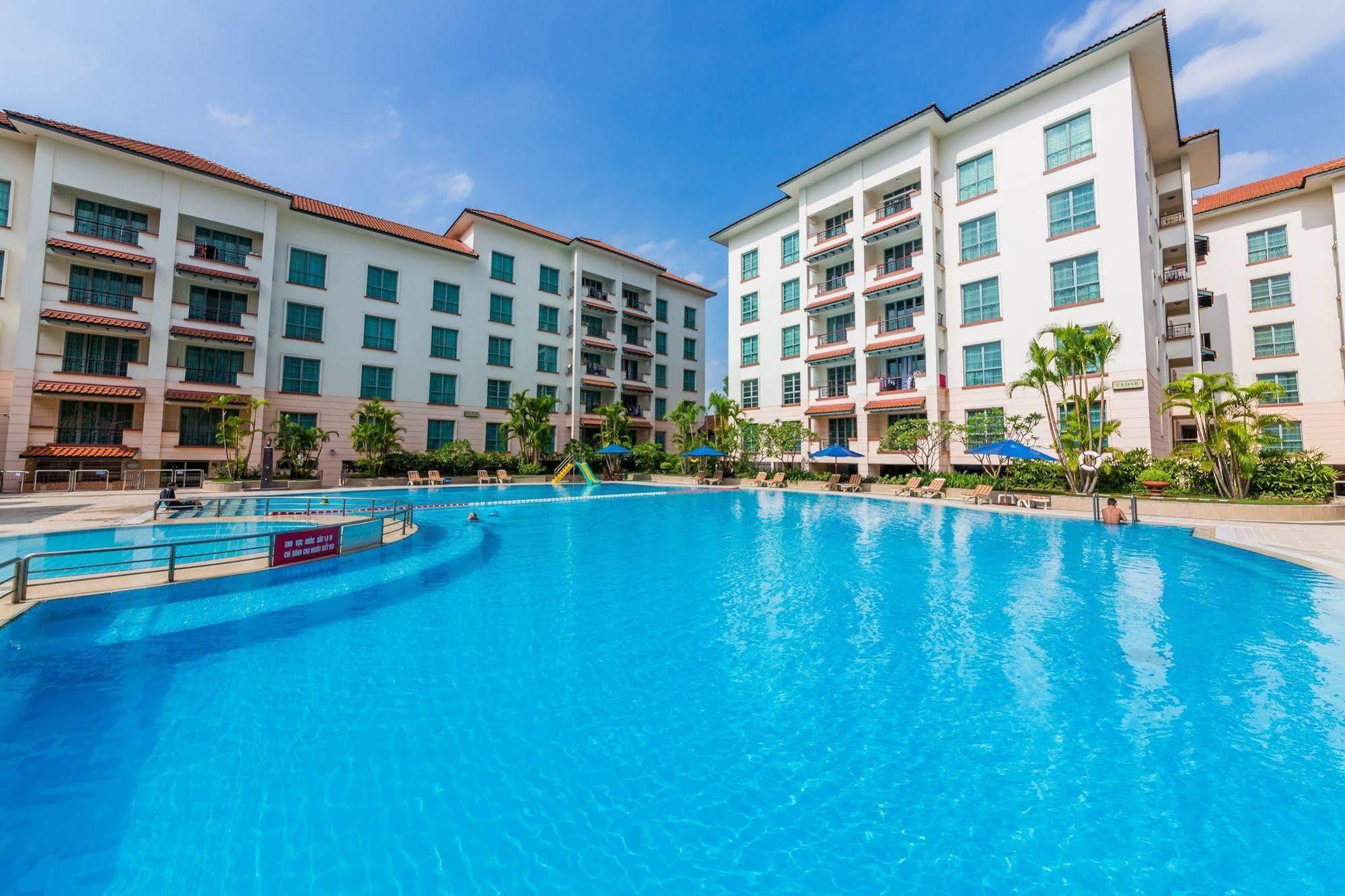 Diamond Westlake Apartment