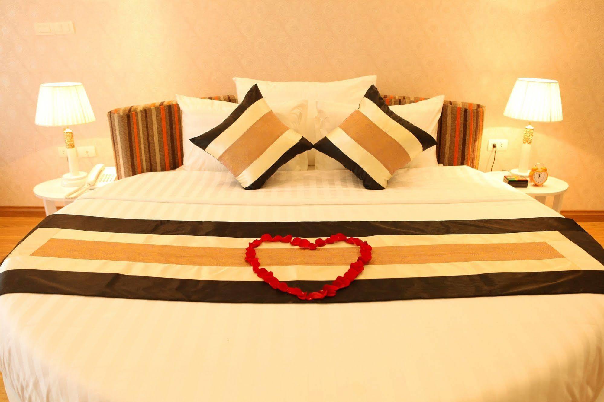 Splendid Star Hotel 3*