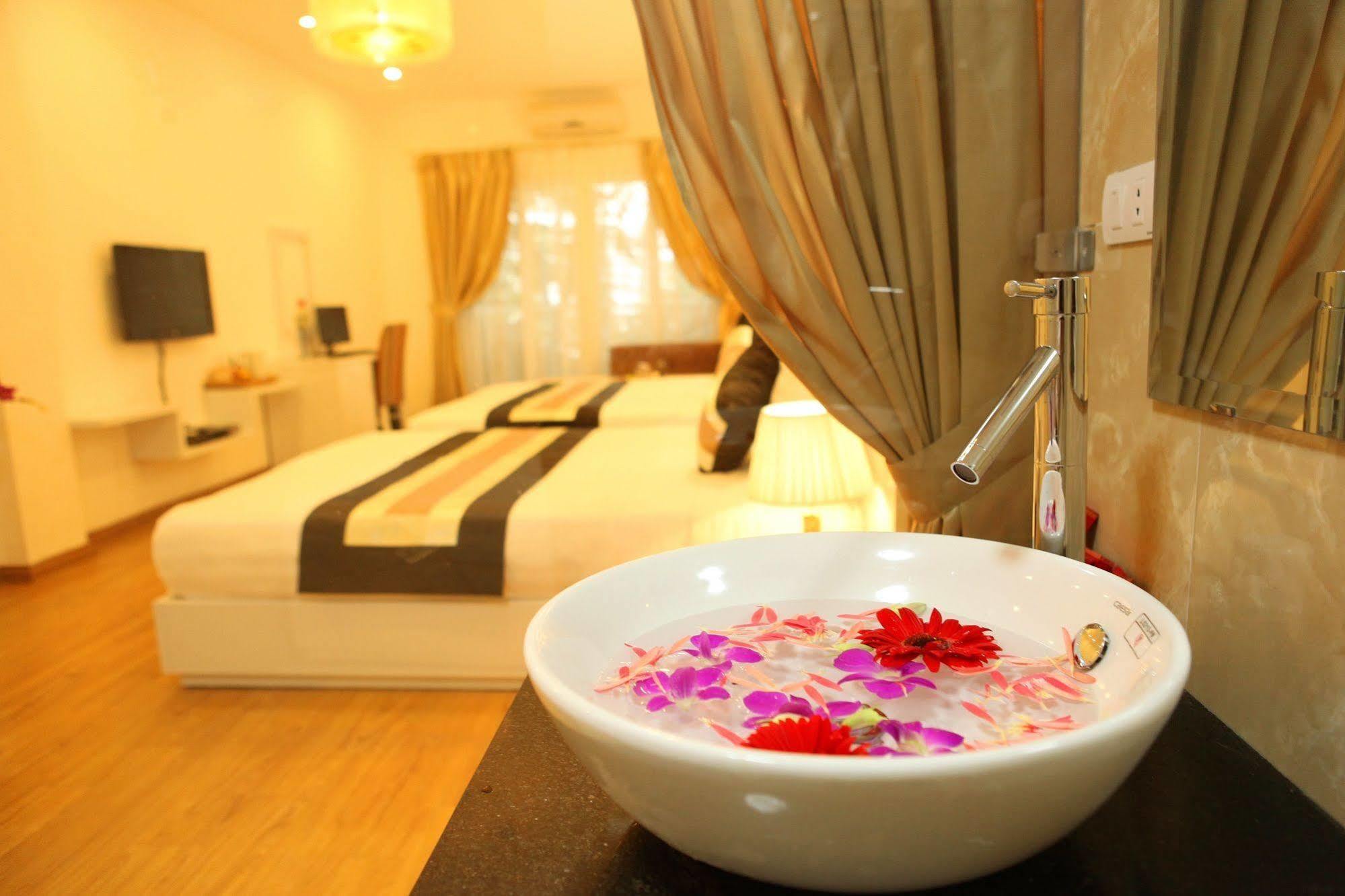Splendid Star Hotel