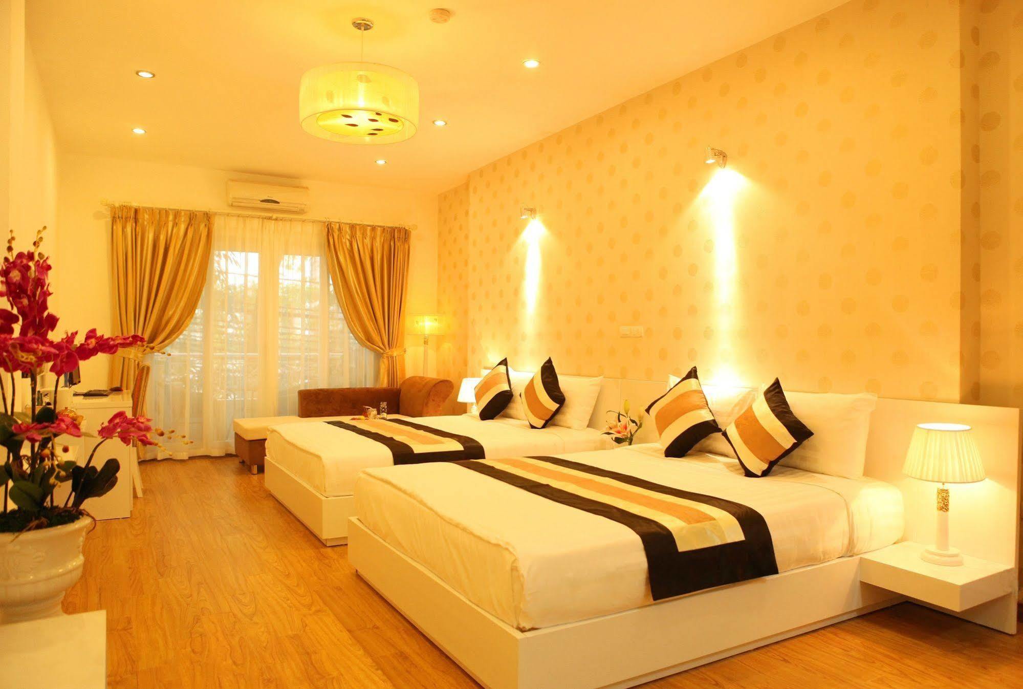 Splendid Star Hotel