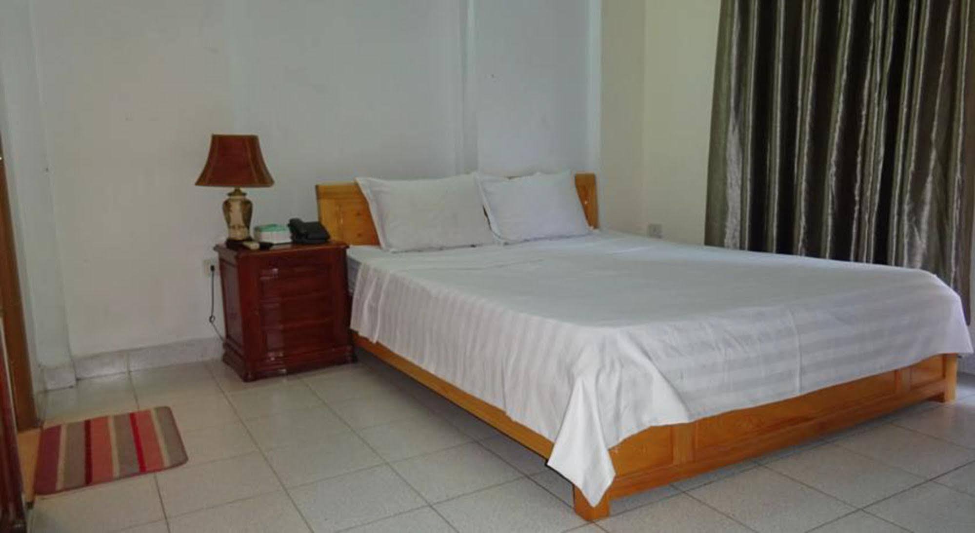 Hotel Discovery 2*