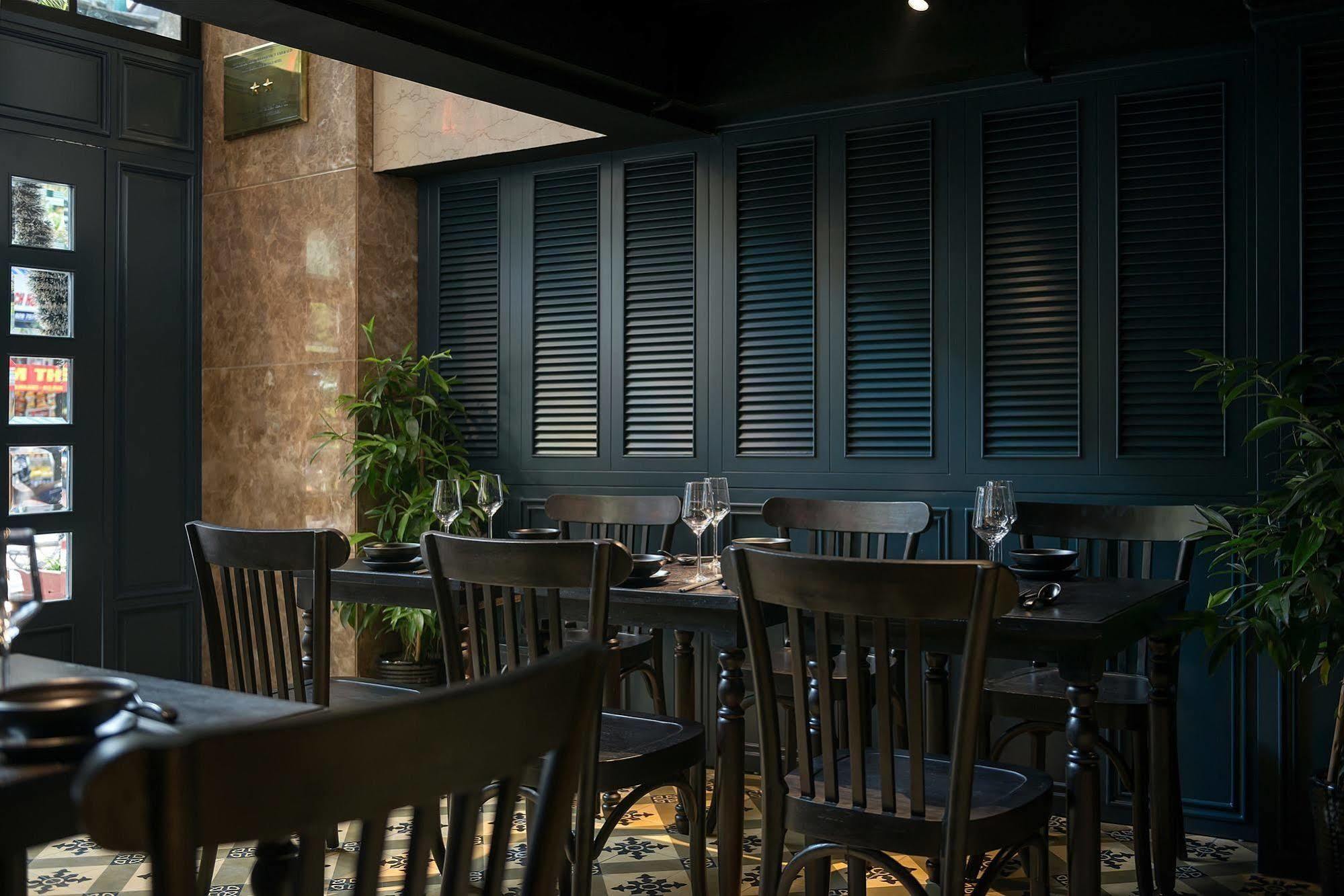 Hotel E Luxury & Restaurant 4*
